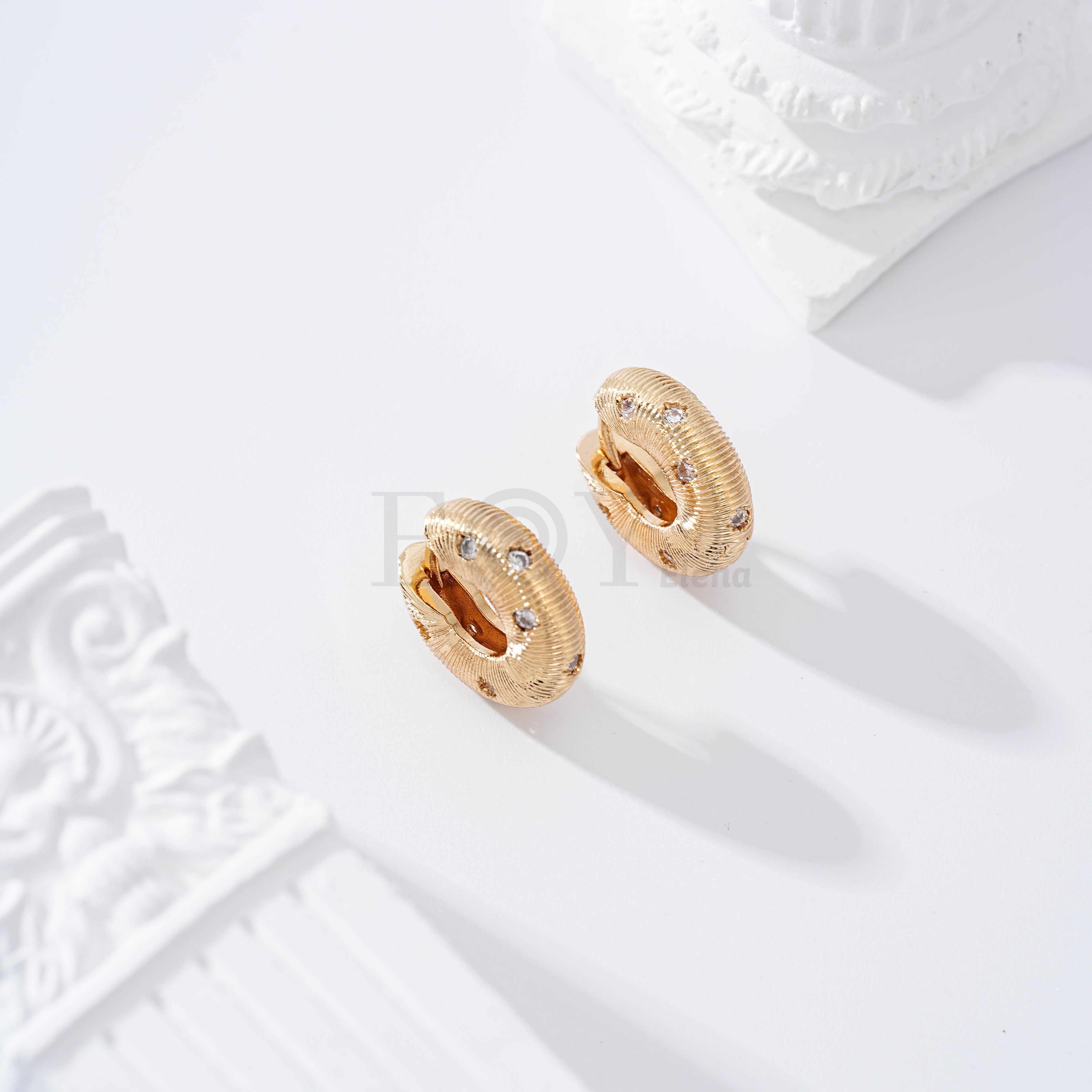 Aros con circonitas gold-filled