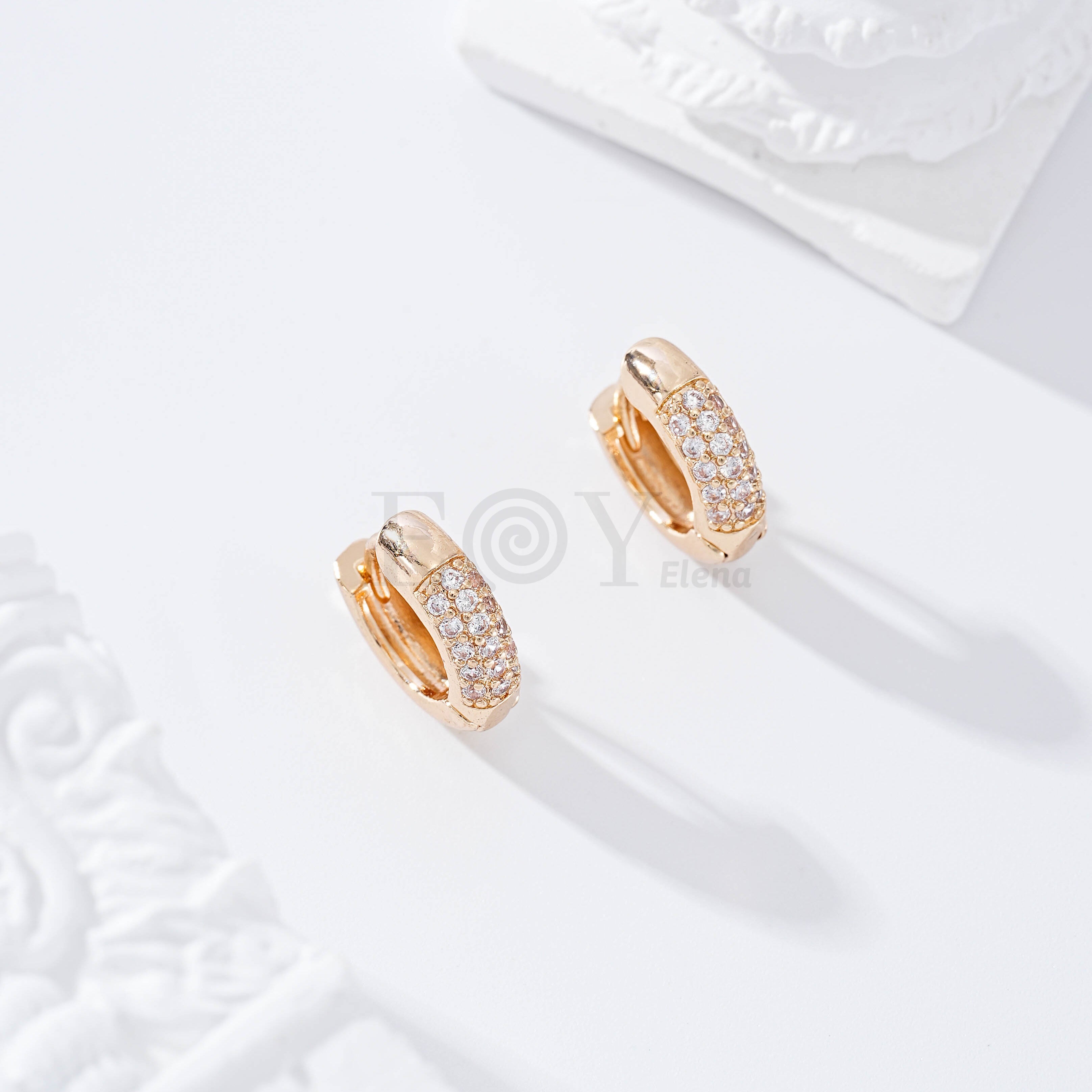 Aro con circonitas gold-filled