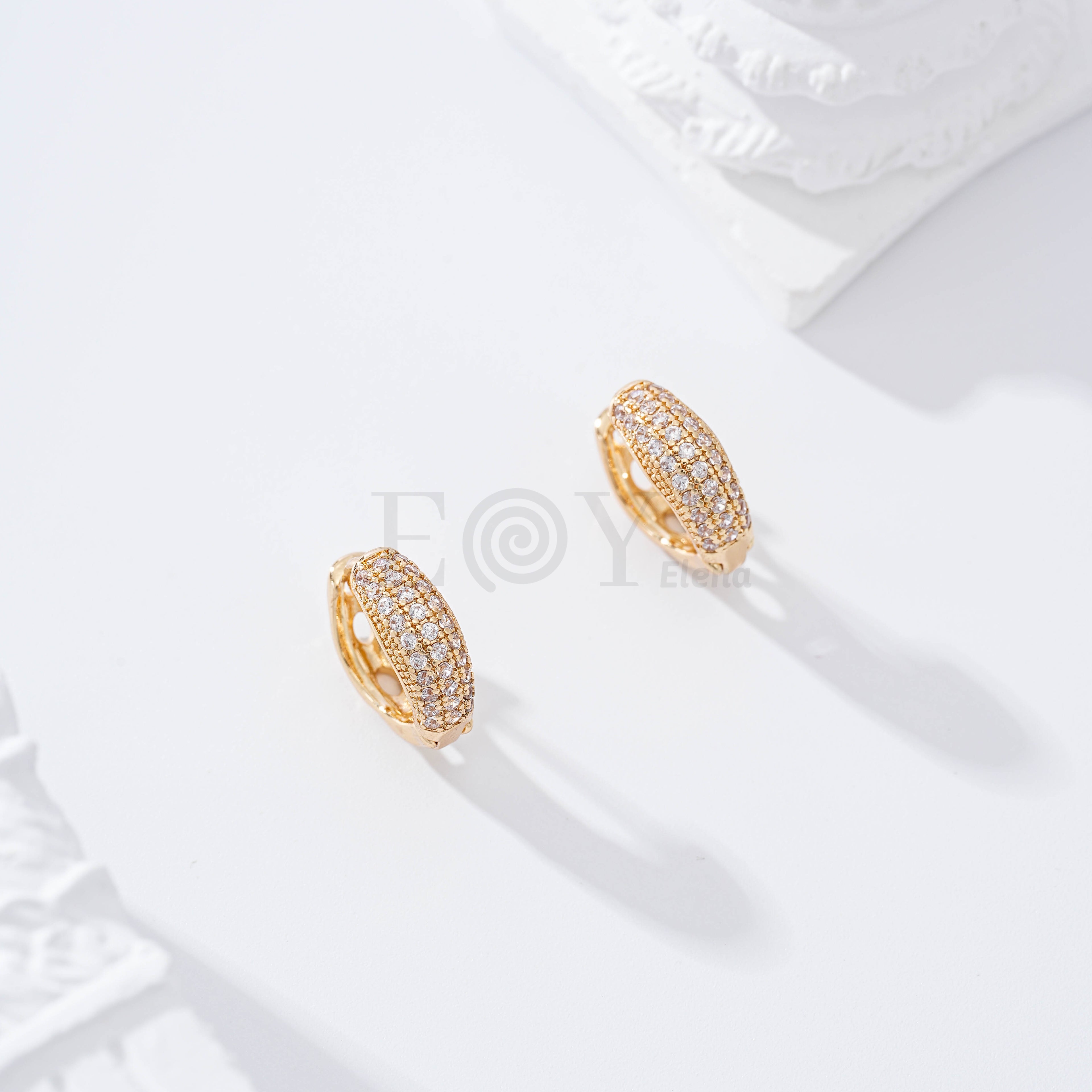 Aro con circonitas gold-filled