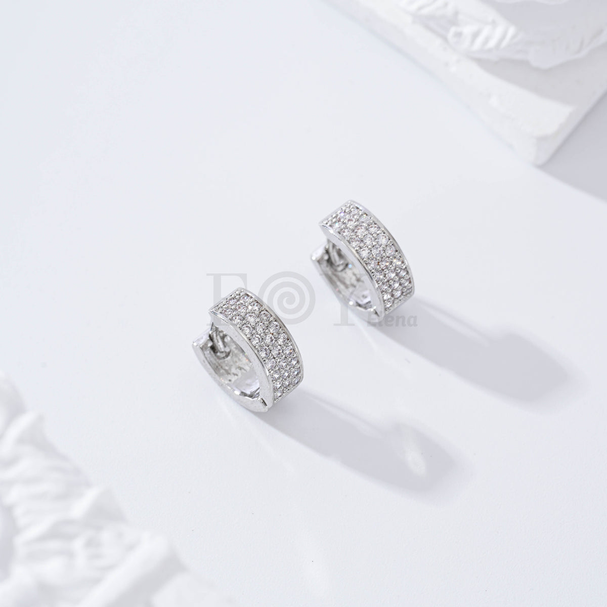 Thick gold-filled zirconia hoop