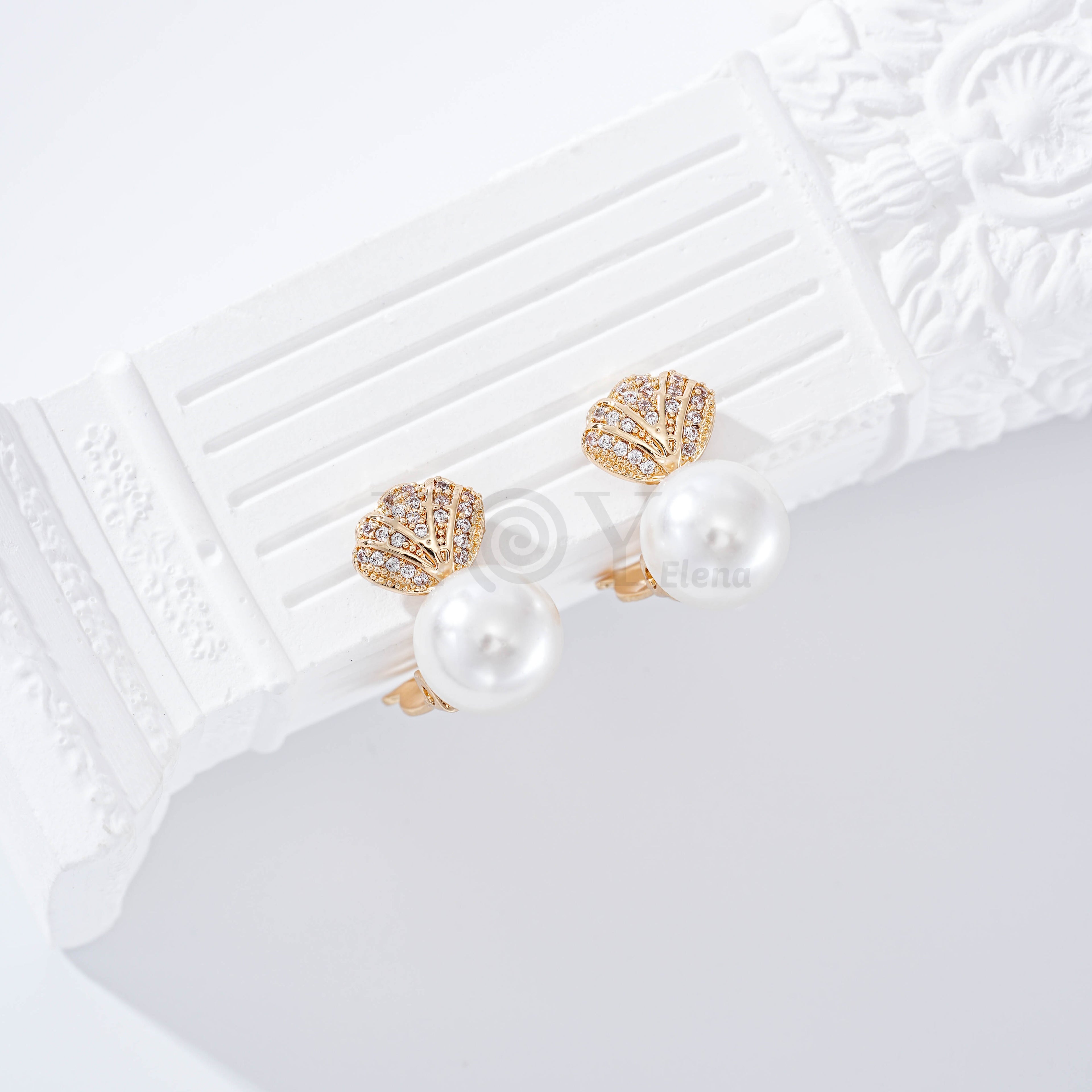 Pendientes concha con perla pinza gold-filled