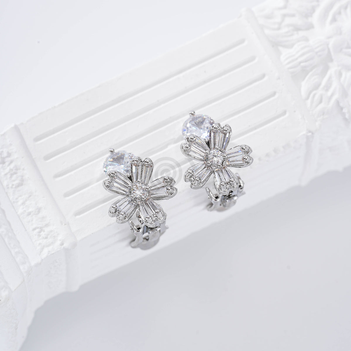 Pendientes piedra con flor pinza gold-filled