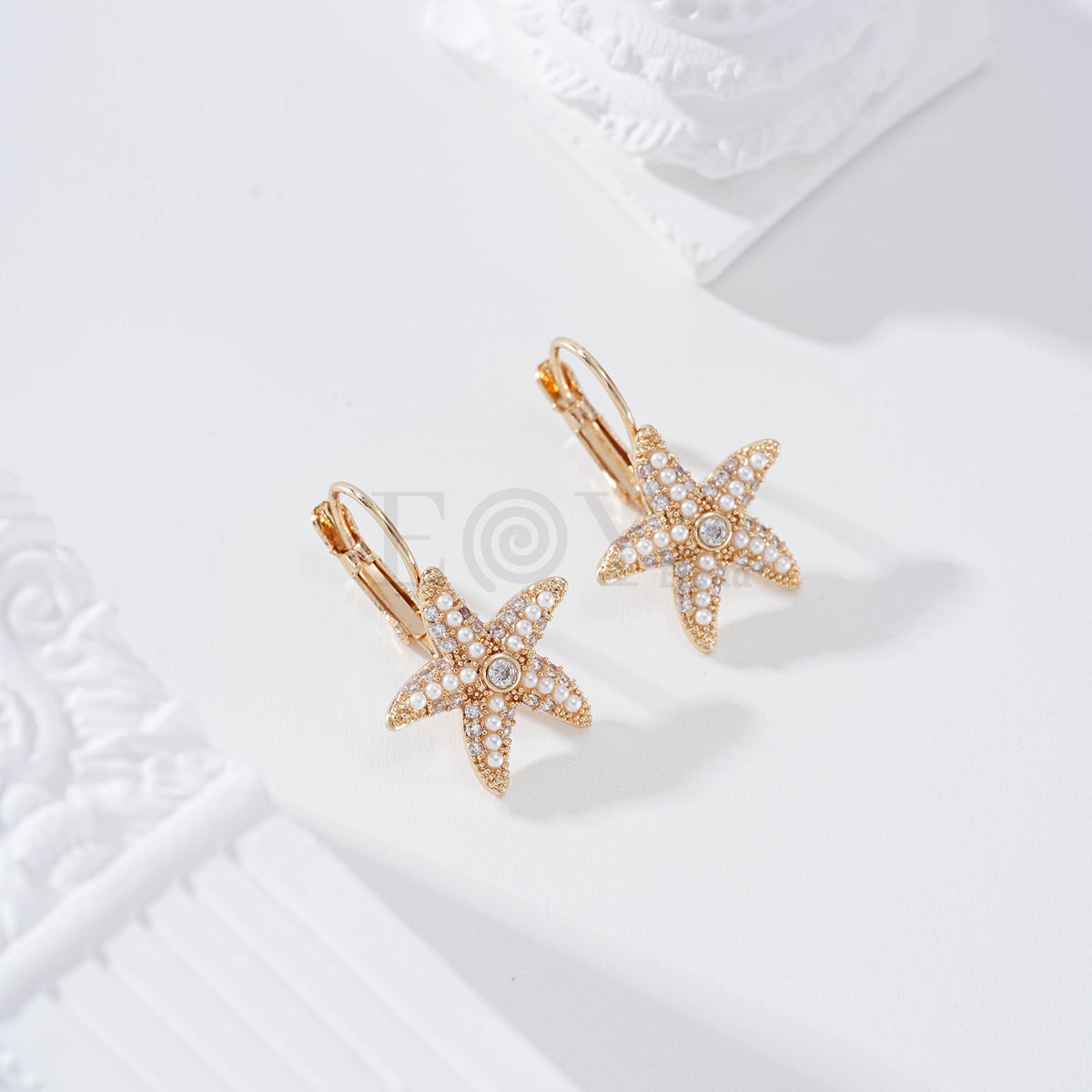 Pendientes de aro con estrella perlas gold-filled