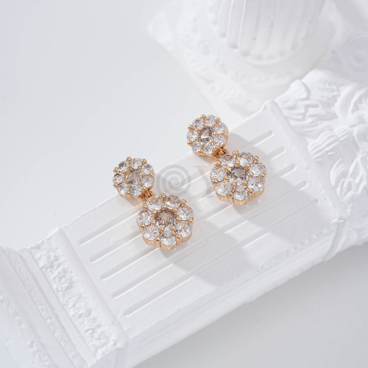 Pendientes circonitas redondas gold-filled