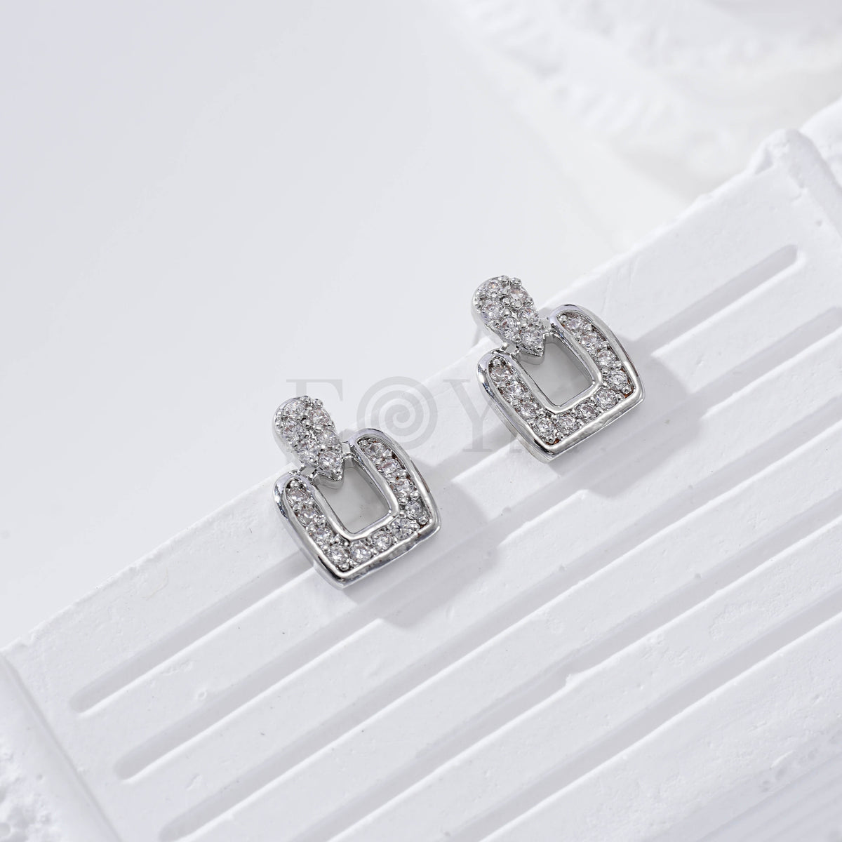 Pendientes cuadrados gold-filled