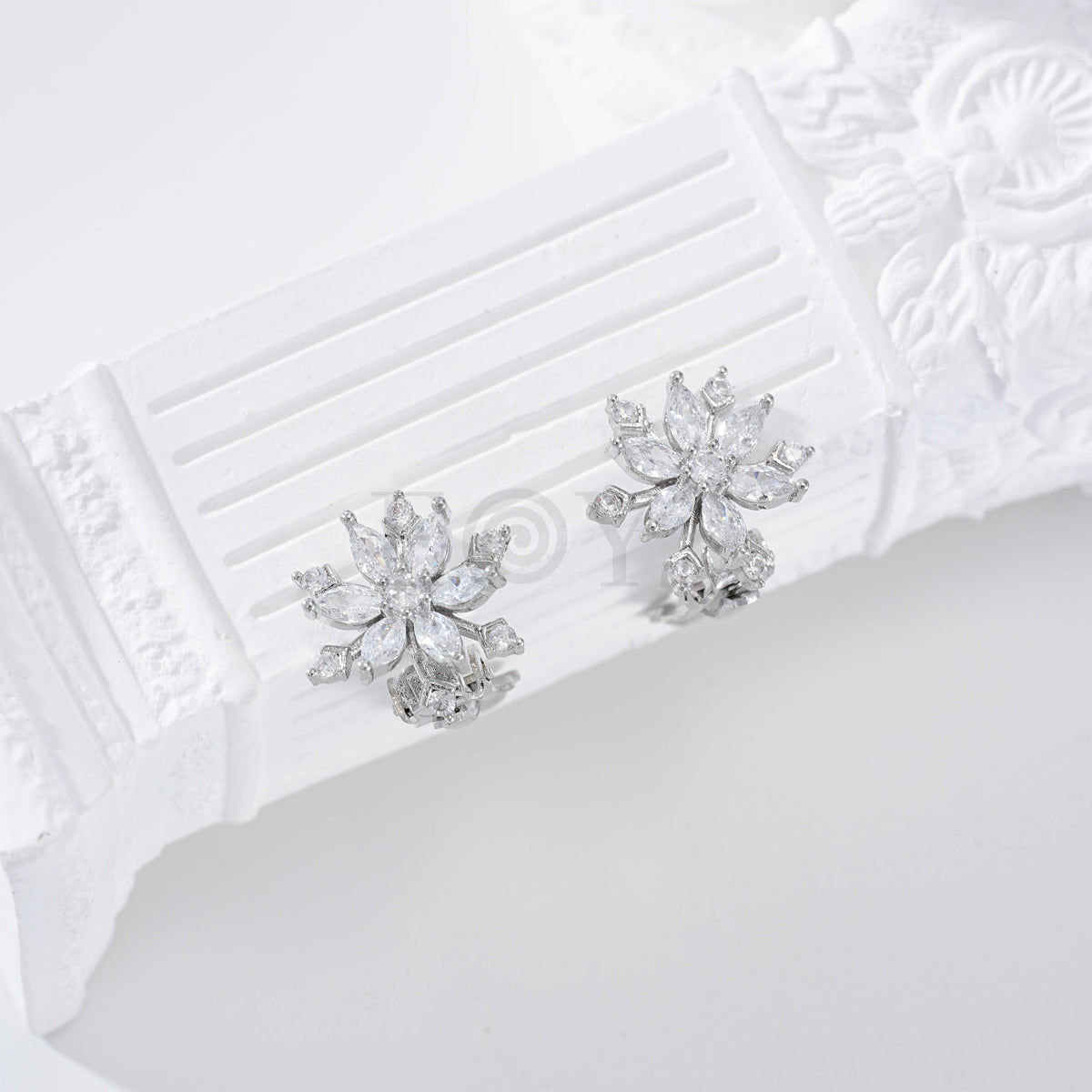 Pendientes flor pinza gold-filled