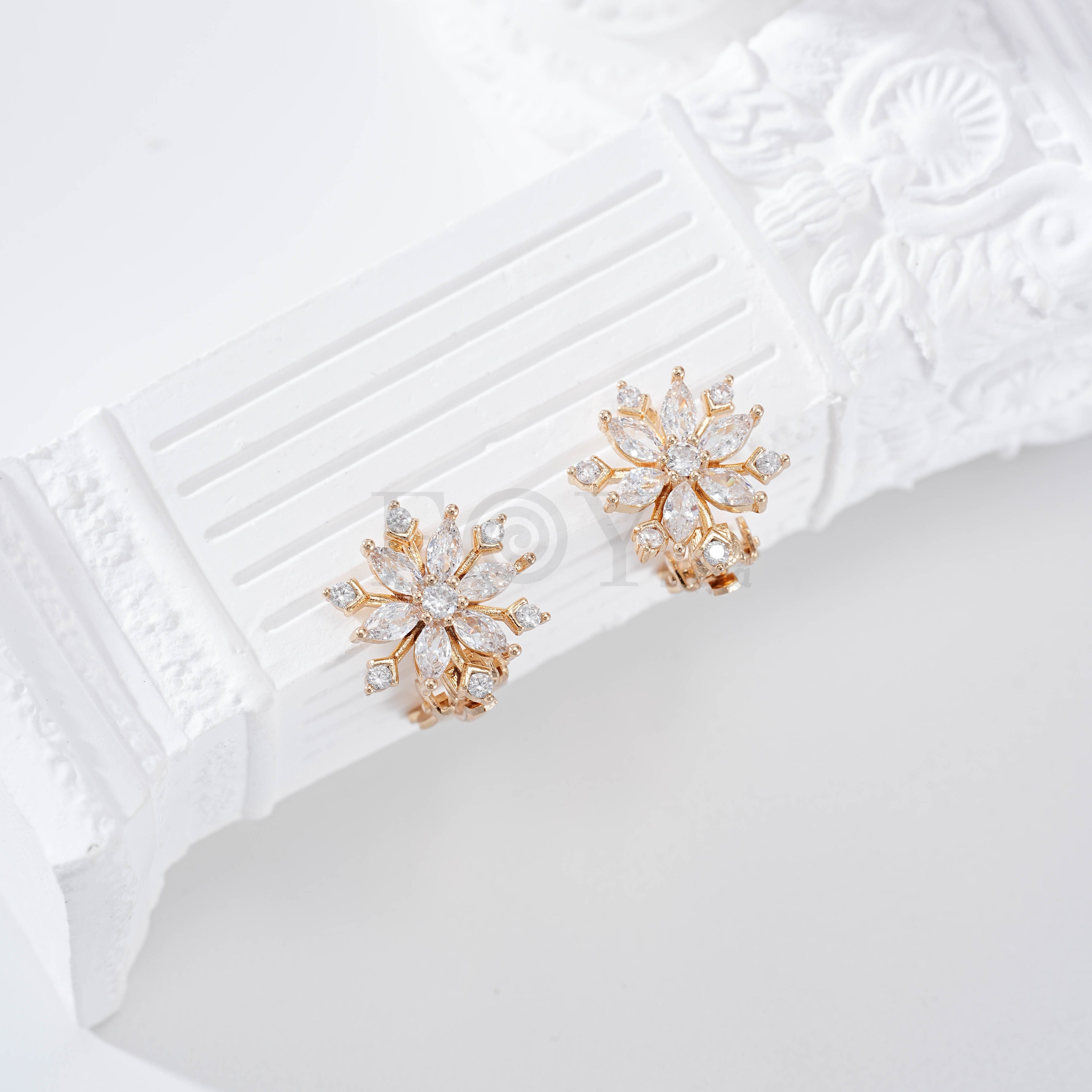 Pendientes flor pinza gold-filled
