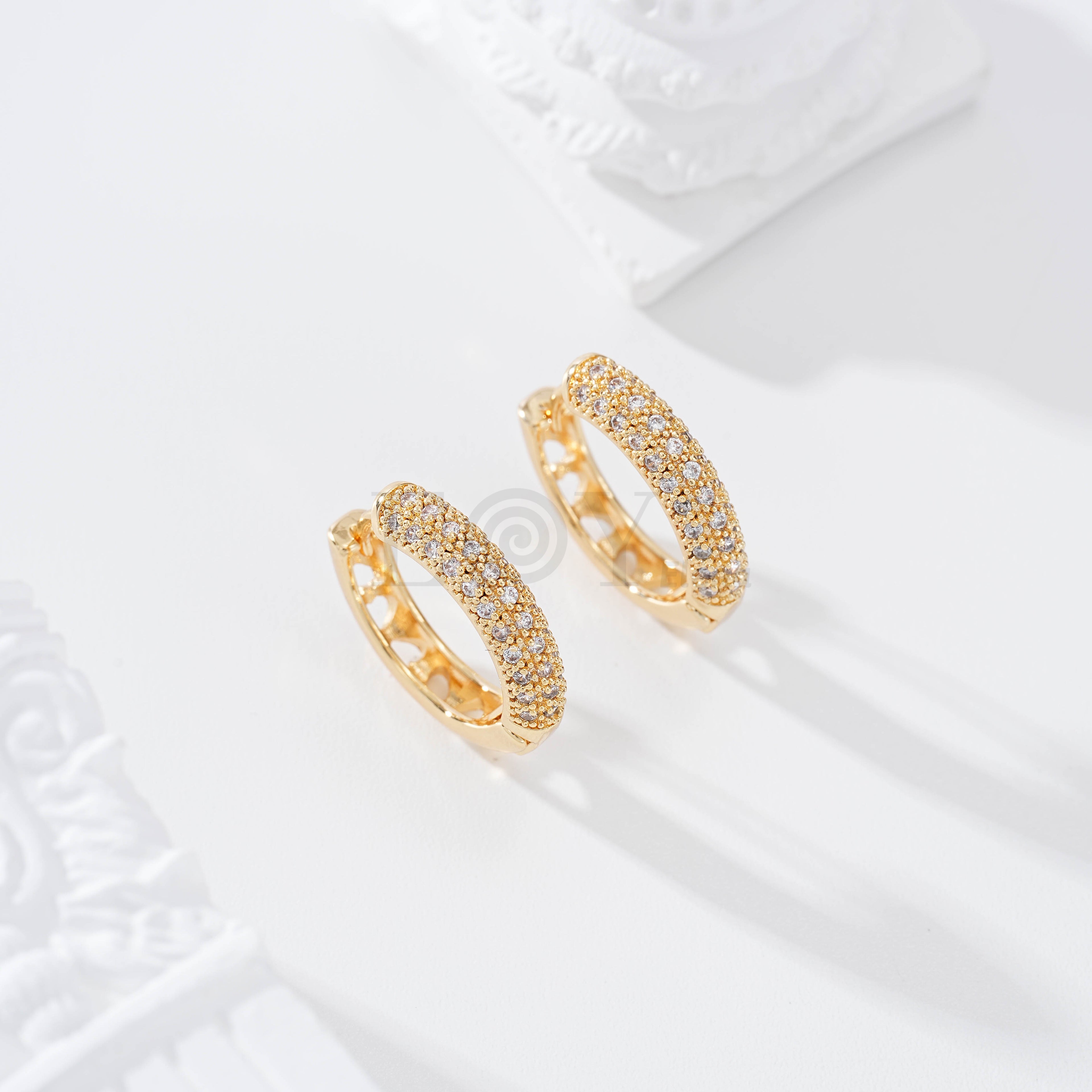 Aro con circonitas goldfield