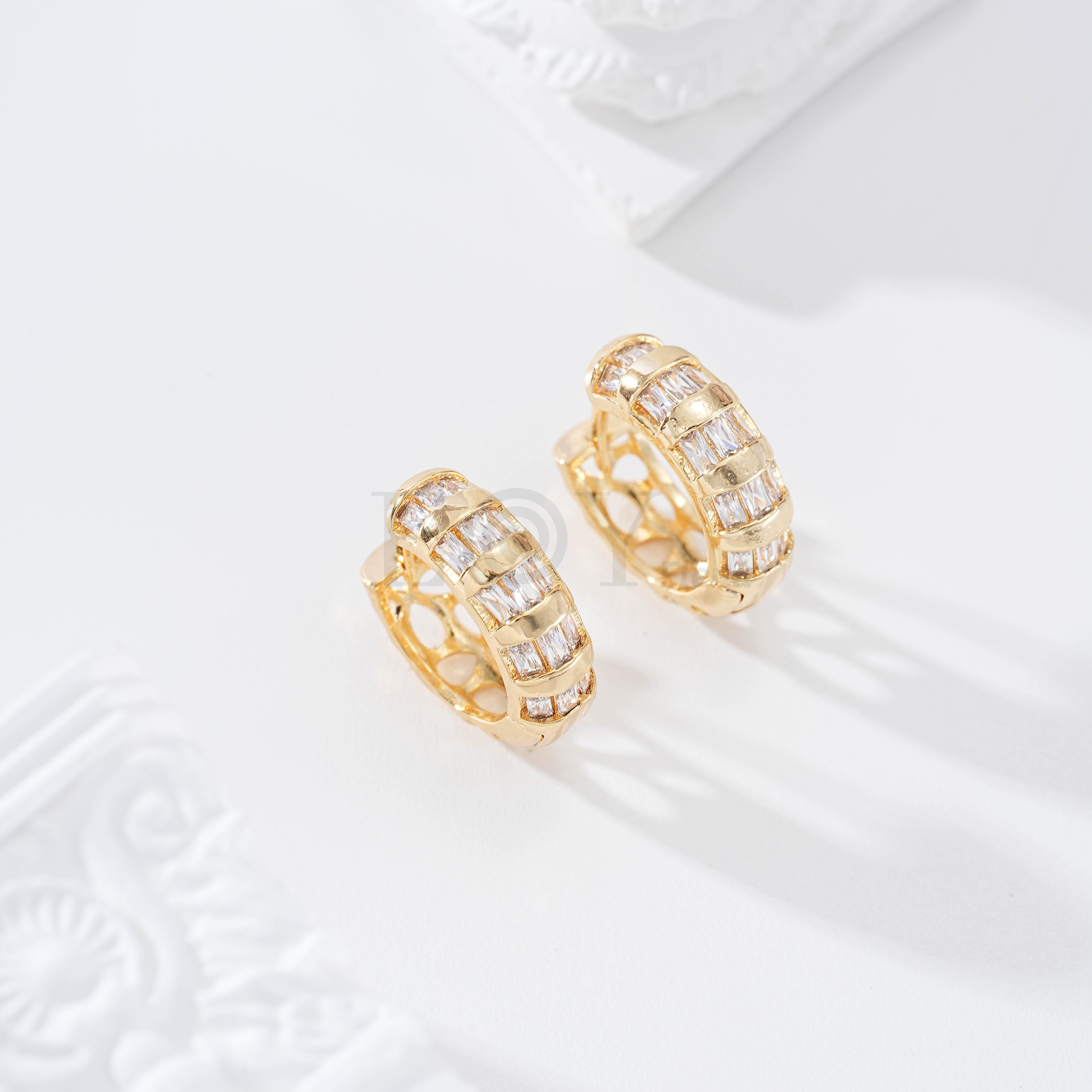 Aro con piedras goldfield