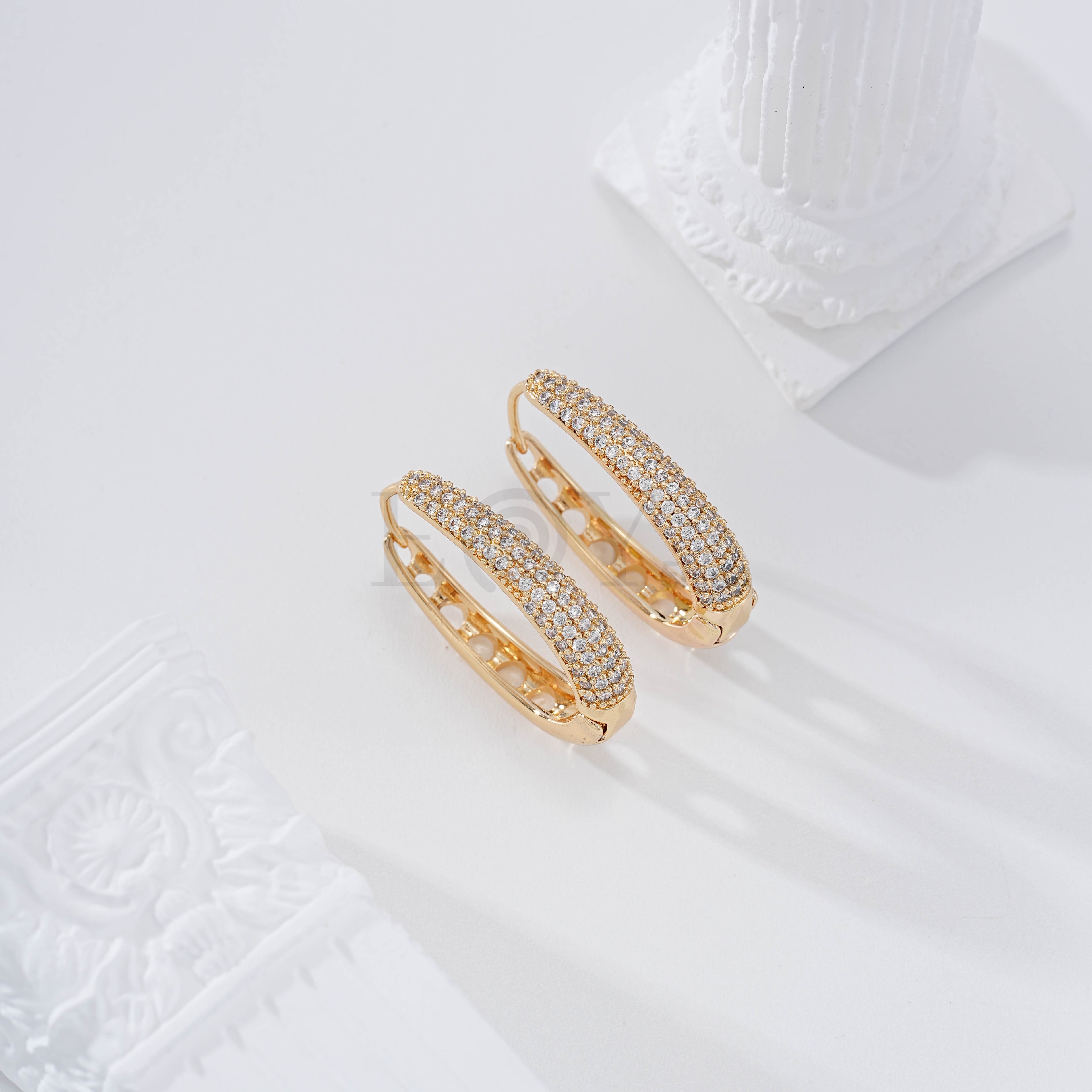 Aro mitad circonitas goldfield