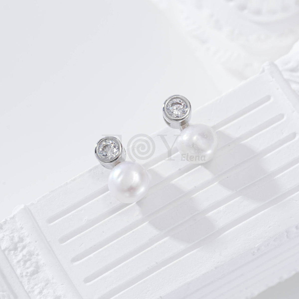 Pendiente circonita y perla gold-filled
