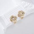 Pendiente flor pinza goldfield