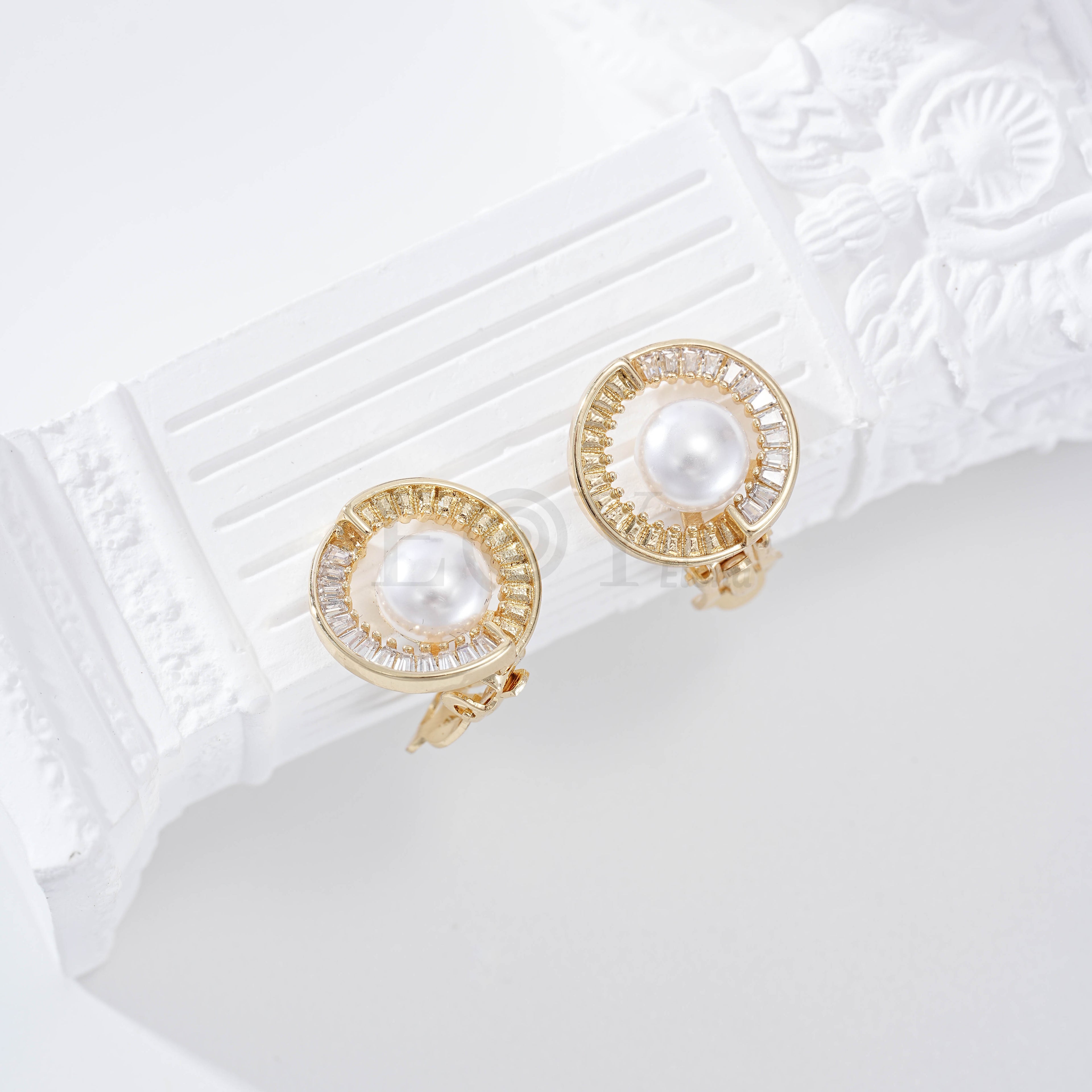 Pendientes perla pinza goldfield