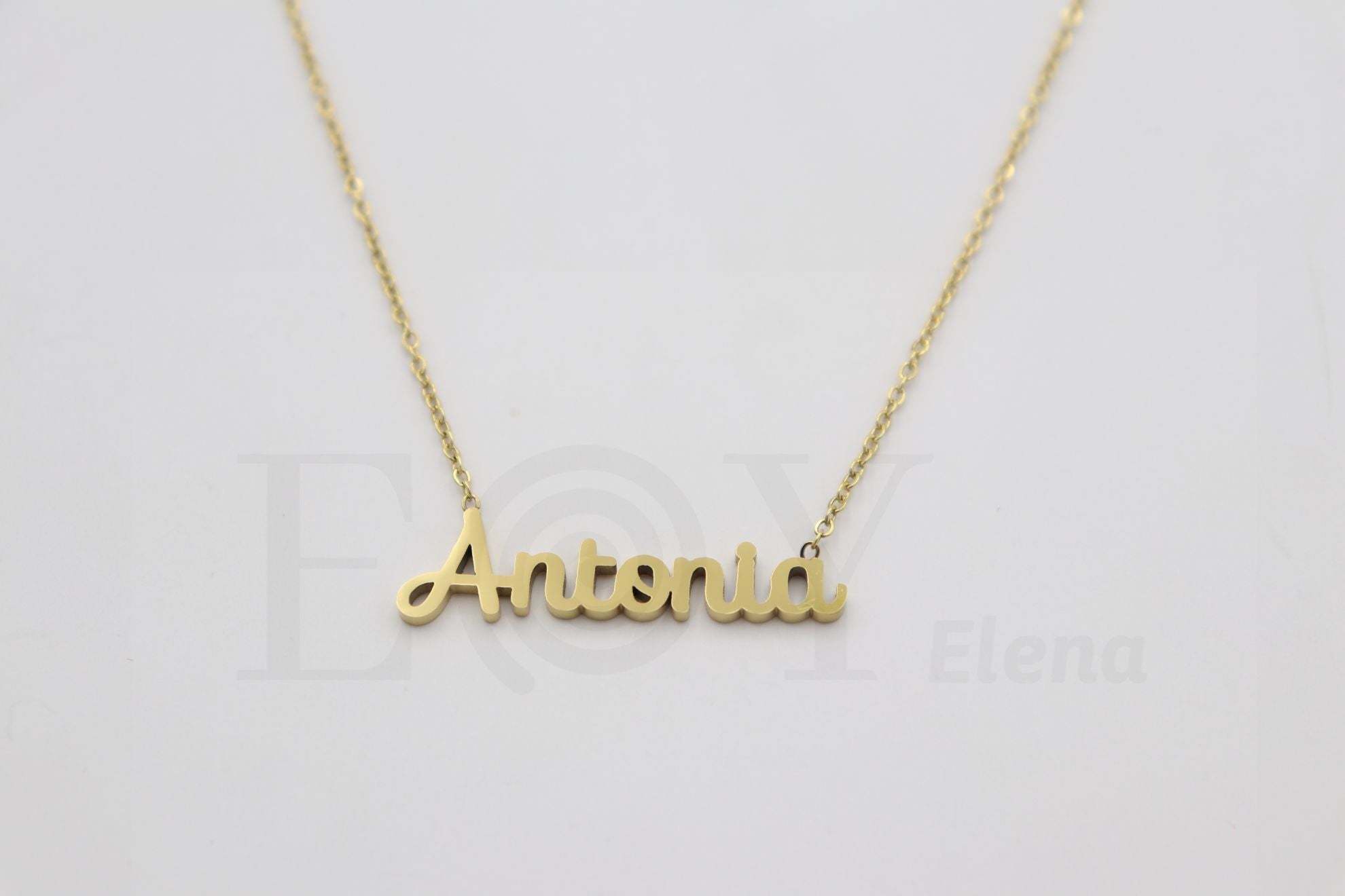 Collar de nombre "Antonia"