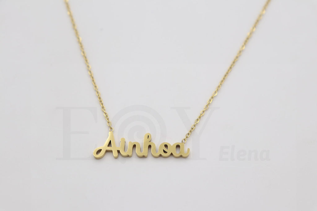 Collar de nombre "Ainhoa"