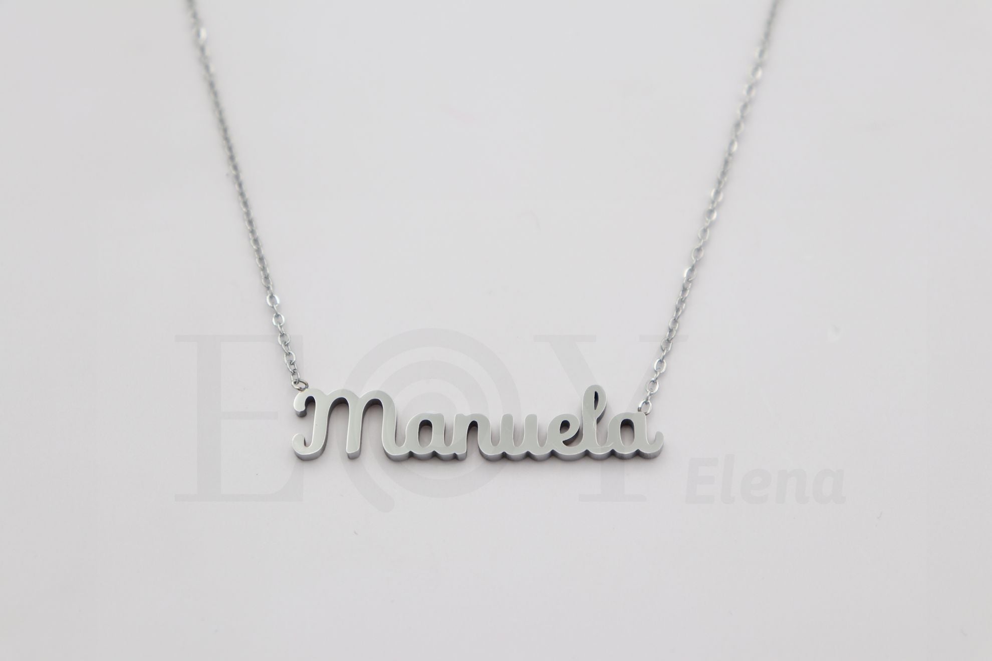 Collar de nombre "Manuela"