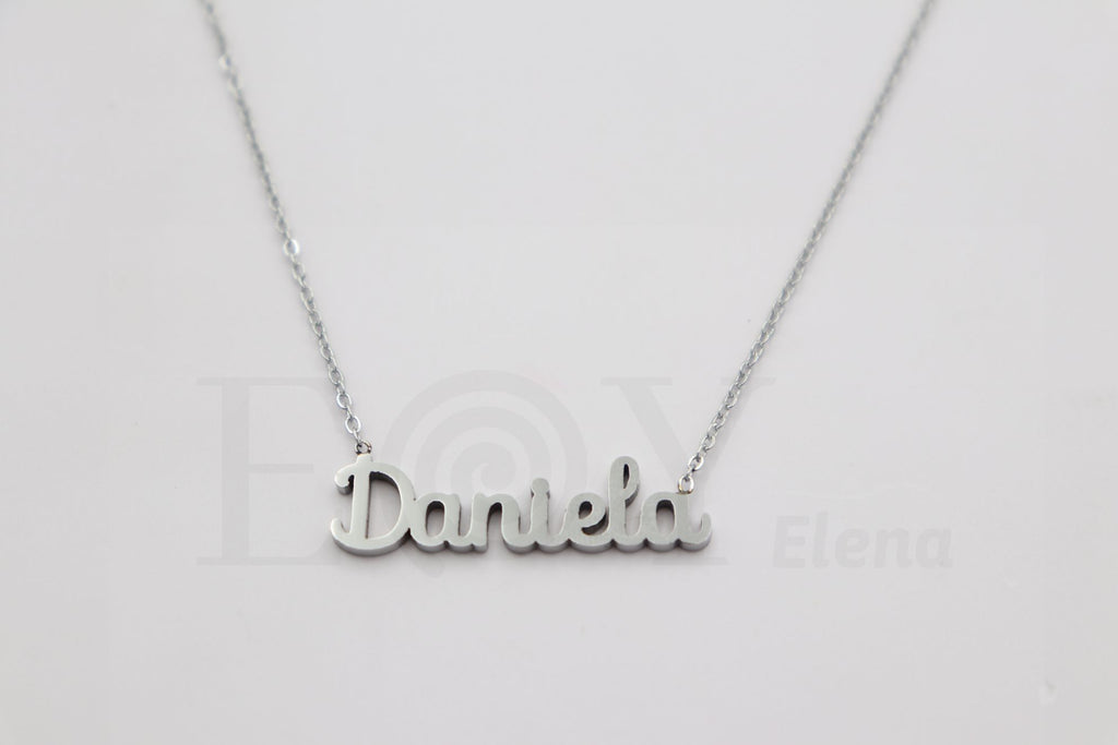 Collar de nombre "Daniela"