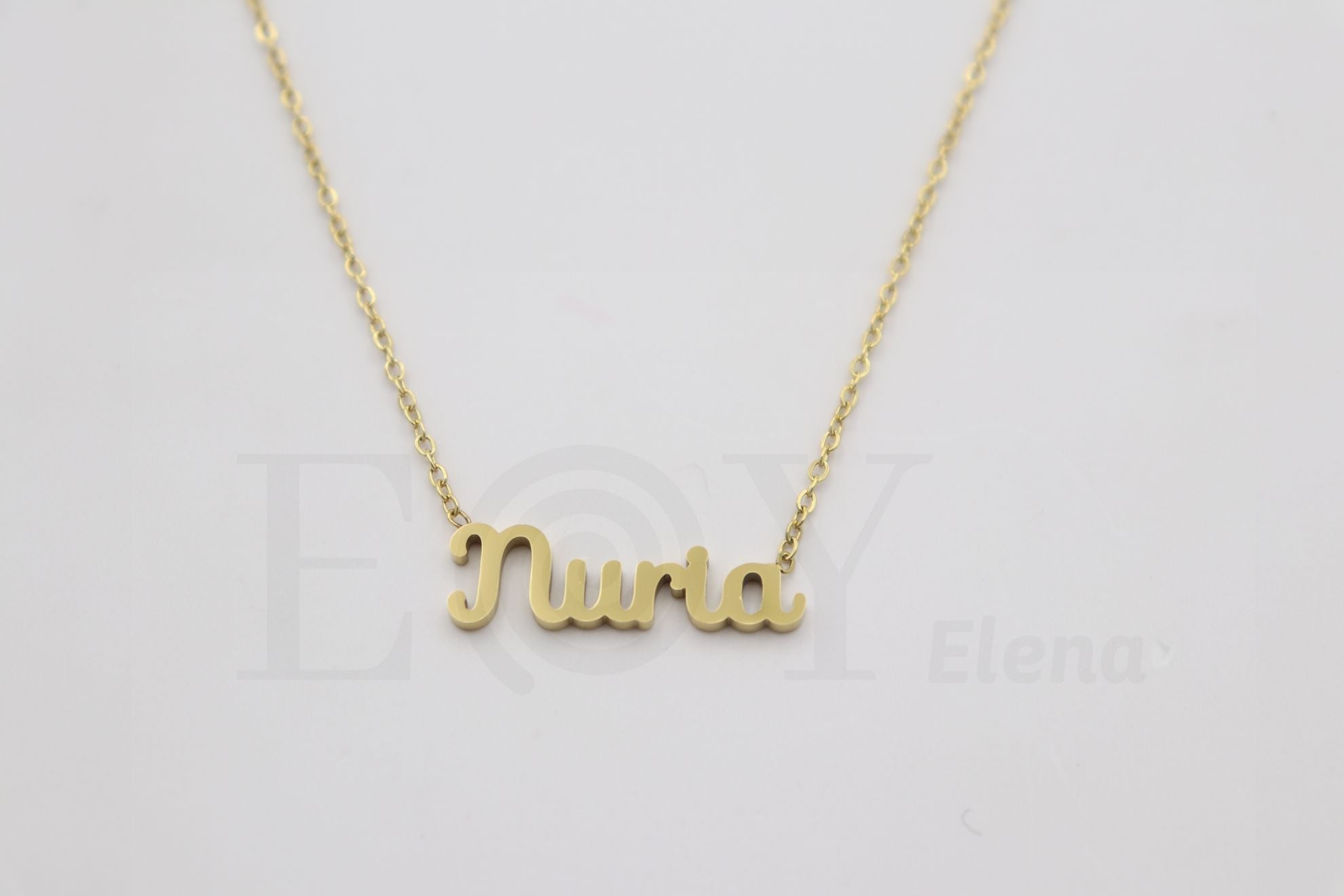 Collar de nombre "Nuria"