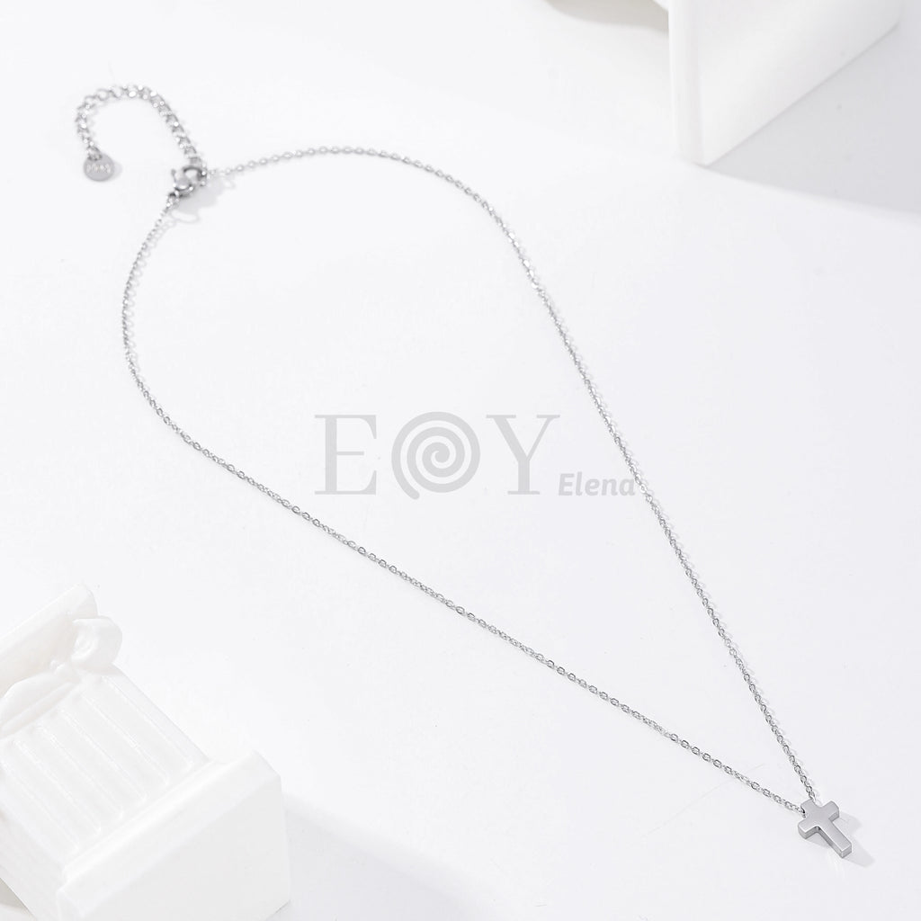 Collar cruz simple