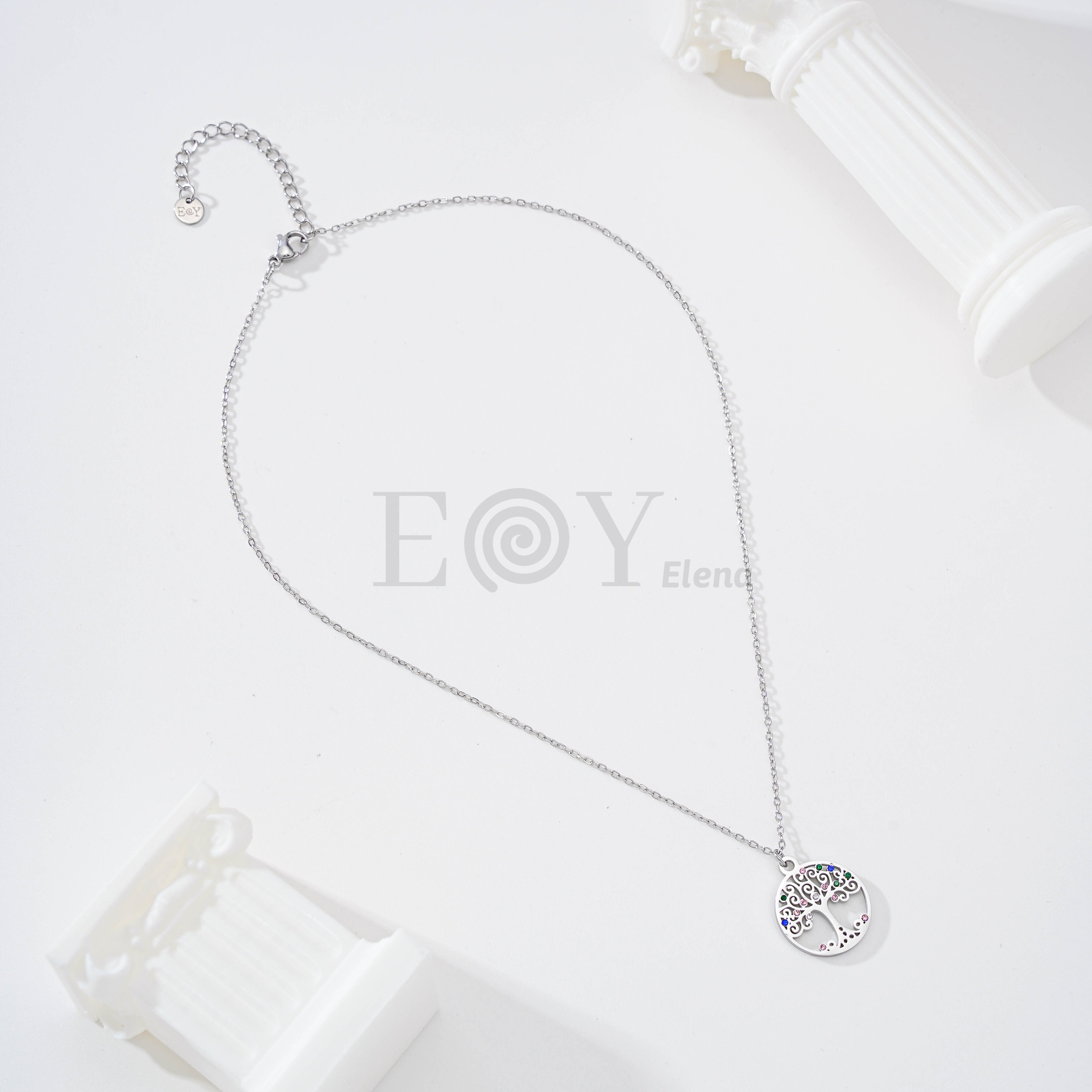 Collar árbol de la vida con circonitas