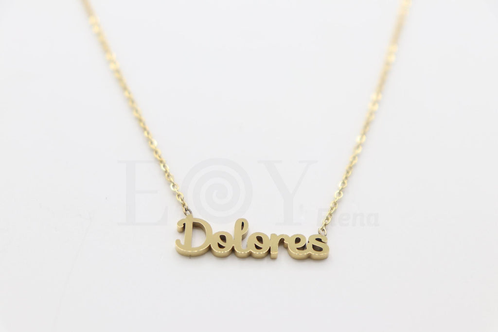 Collar de nombre "Dolores"