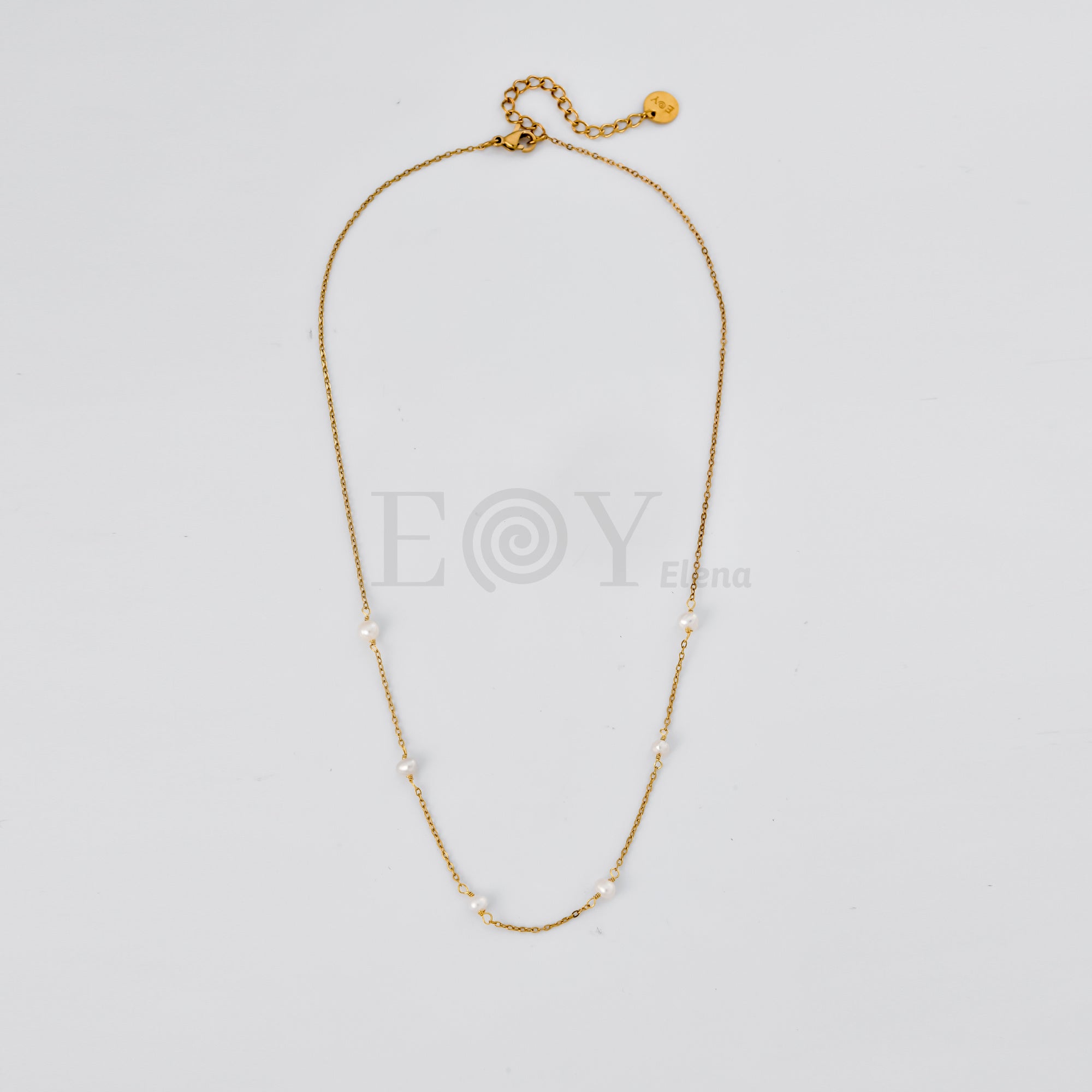 Collar con perlas