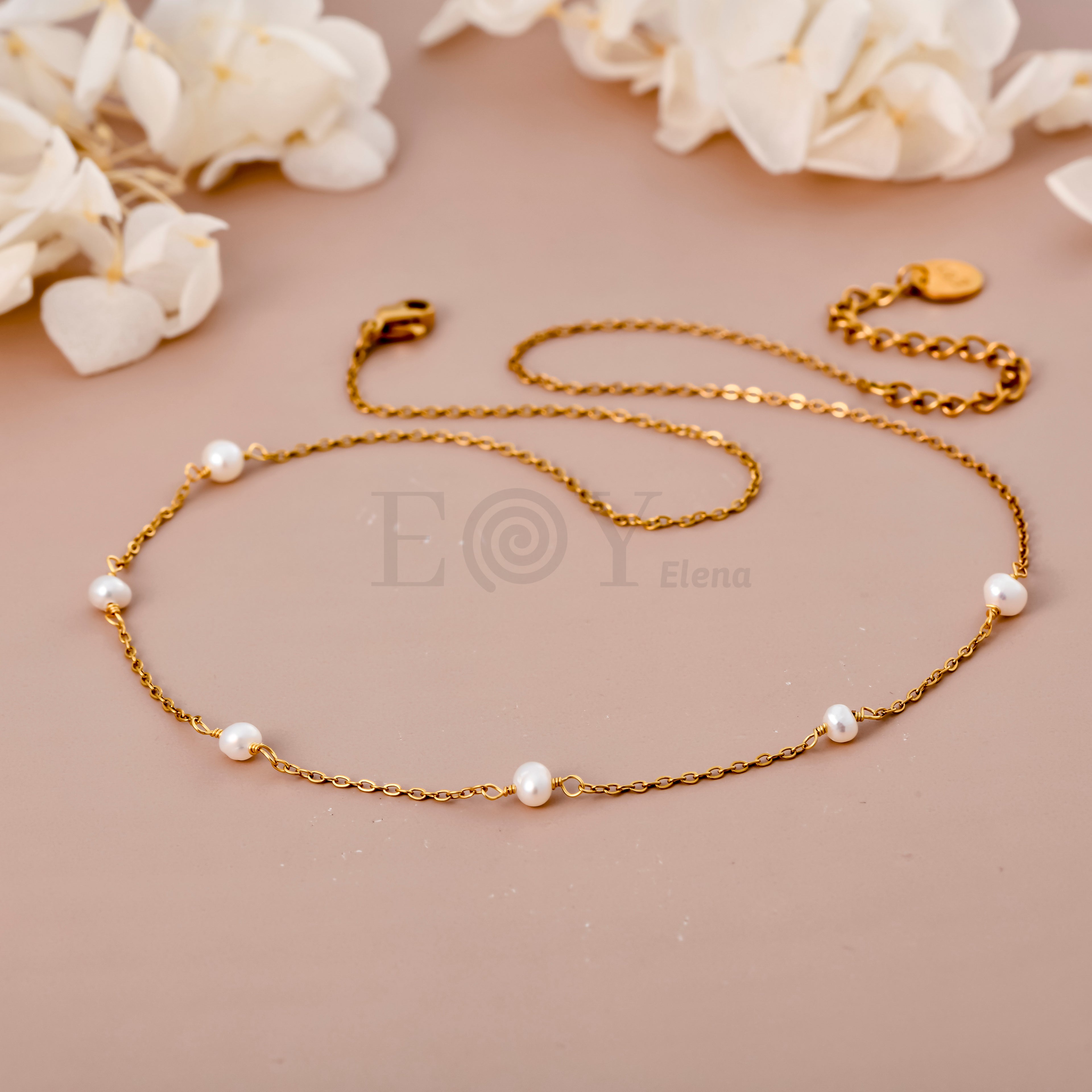 Collar con perlas