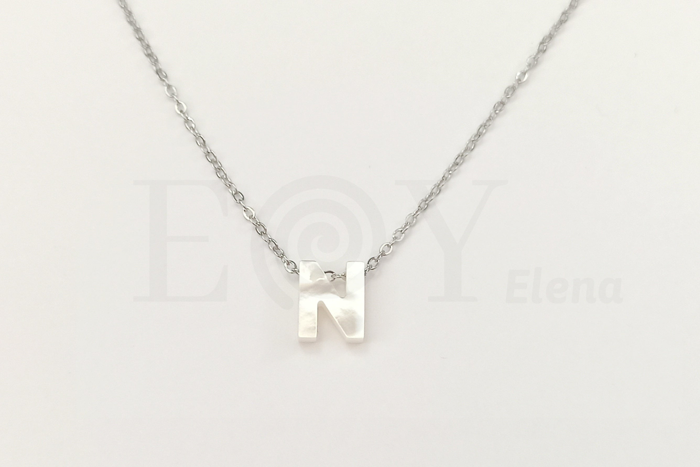 珍珠母贝“N”字母项链