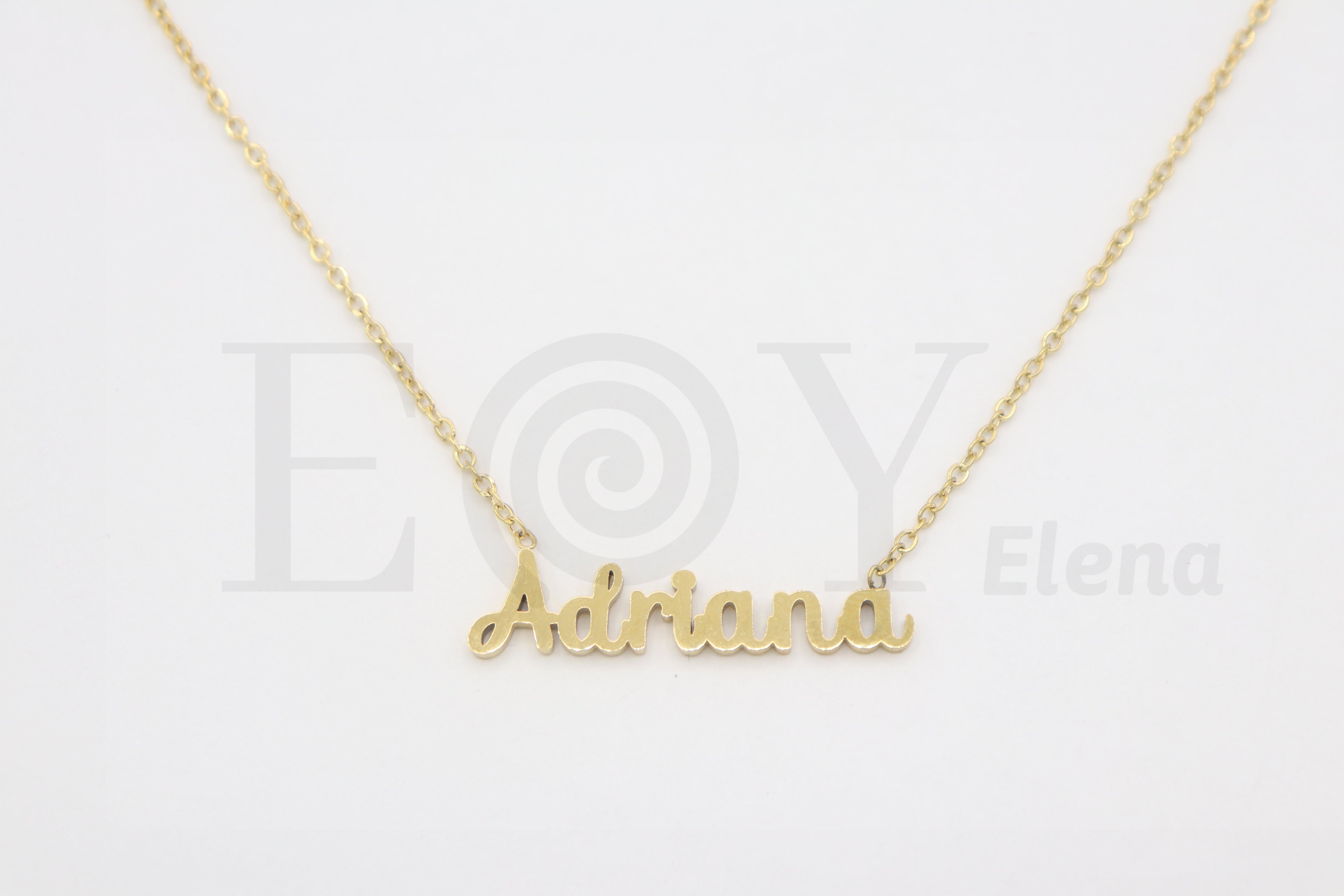 Collar de nombre "Adriana"