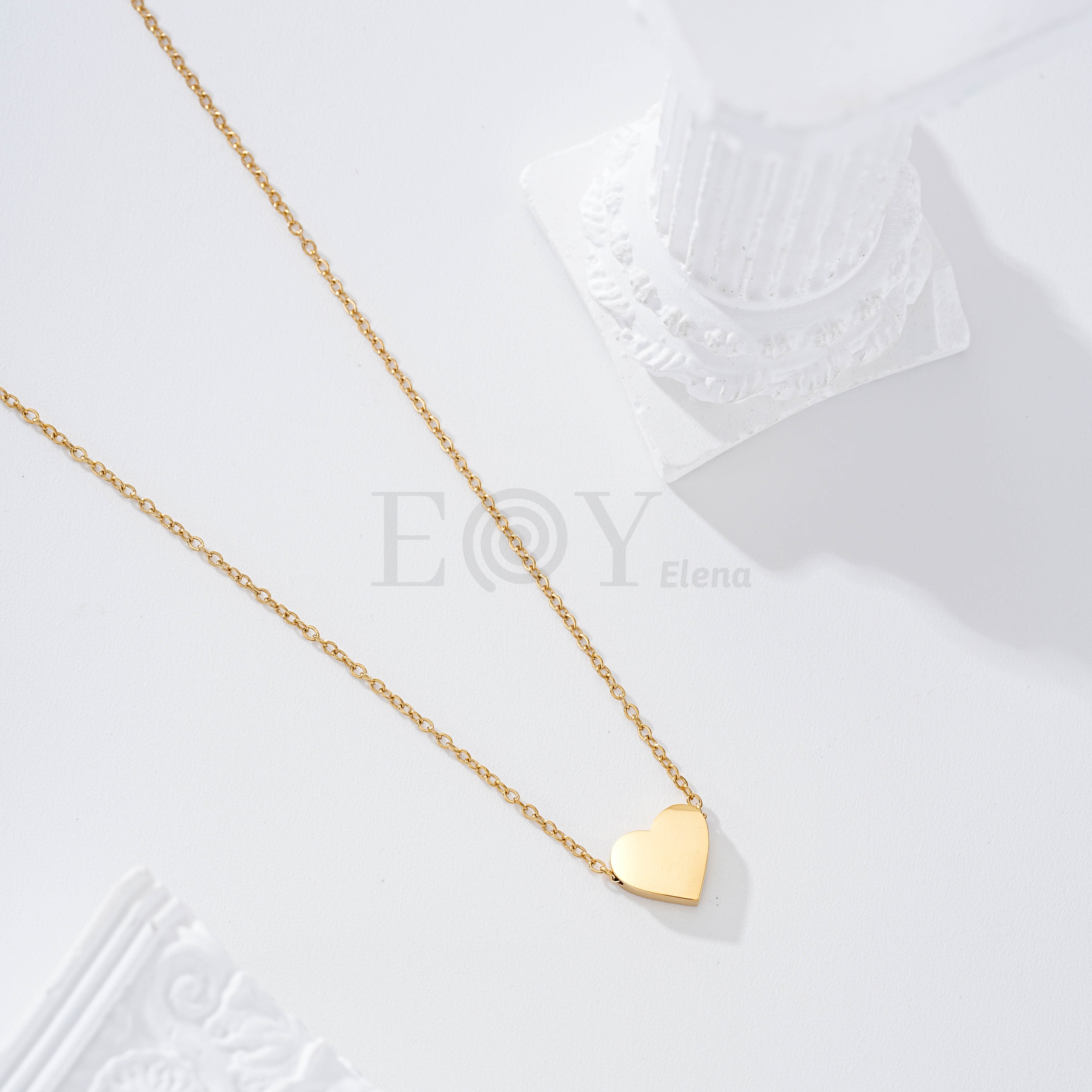 Collar con corazón acero