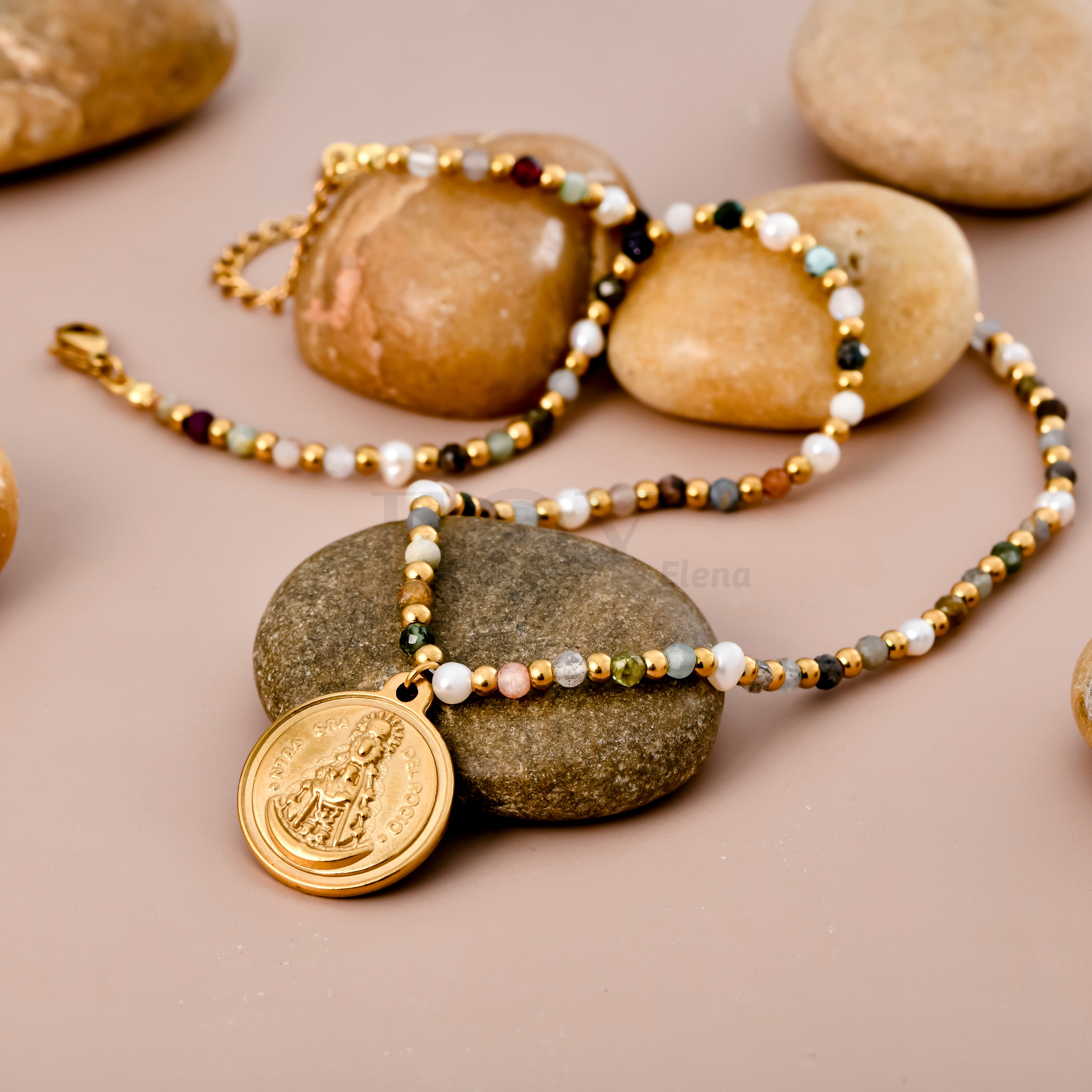 Collar Virgen del Rocío con cadena bolas