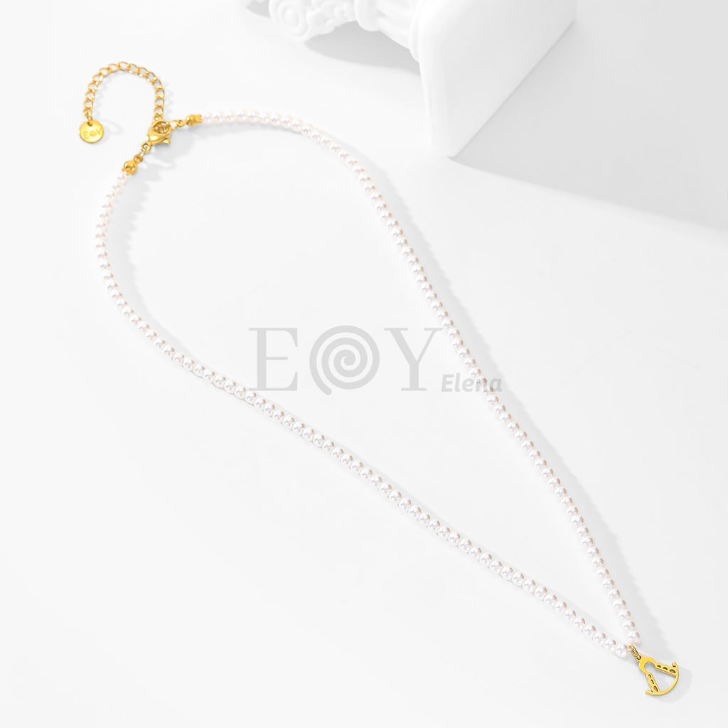Collar perlas con Virgen del Rocío