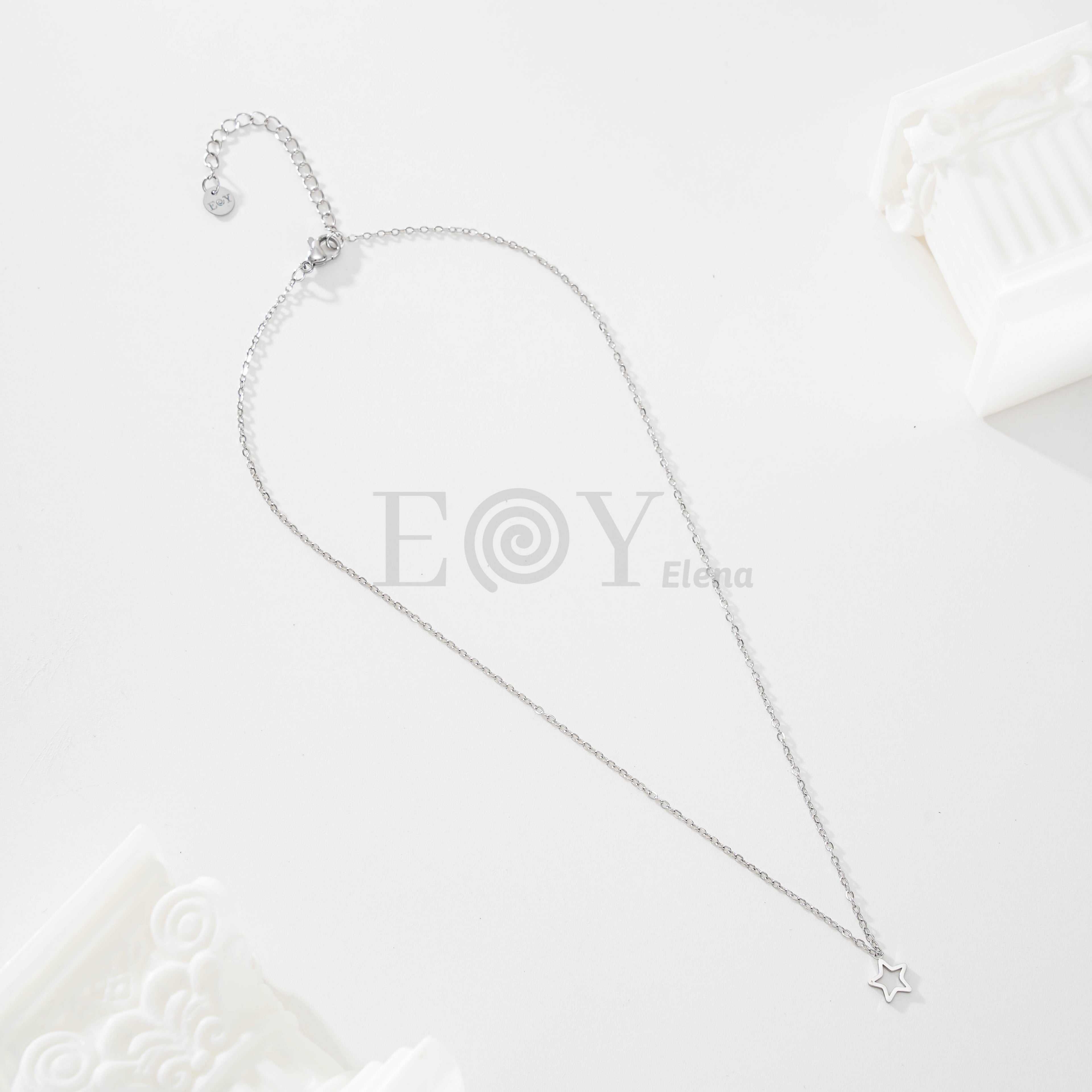 Collar estrella hueca