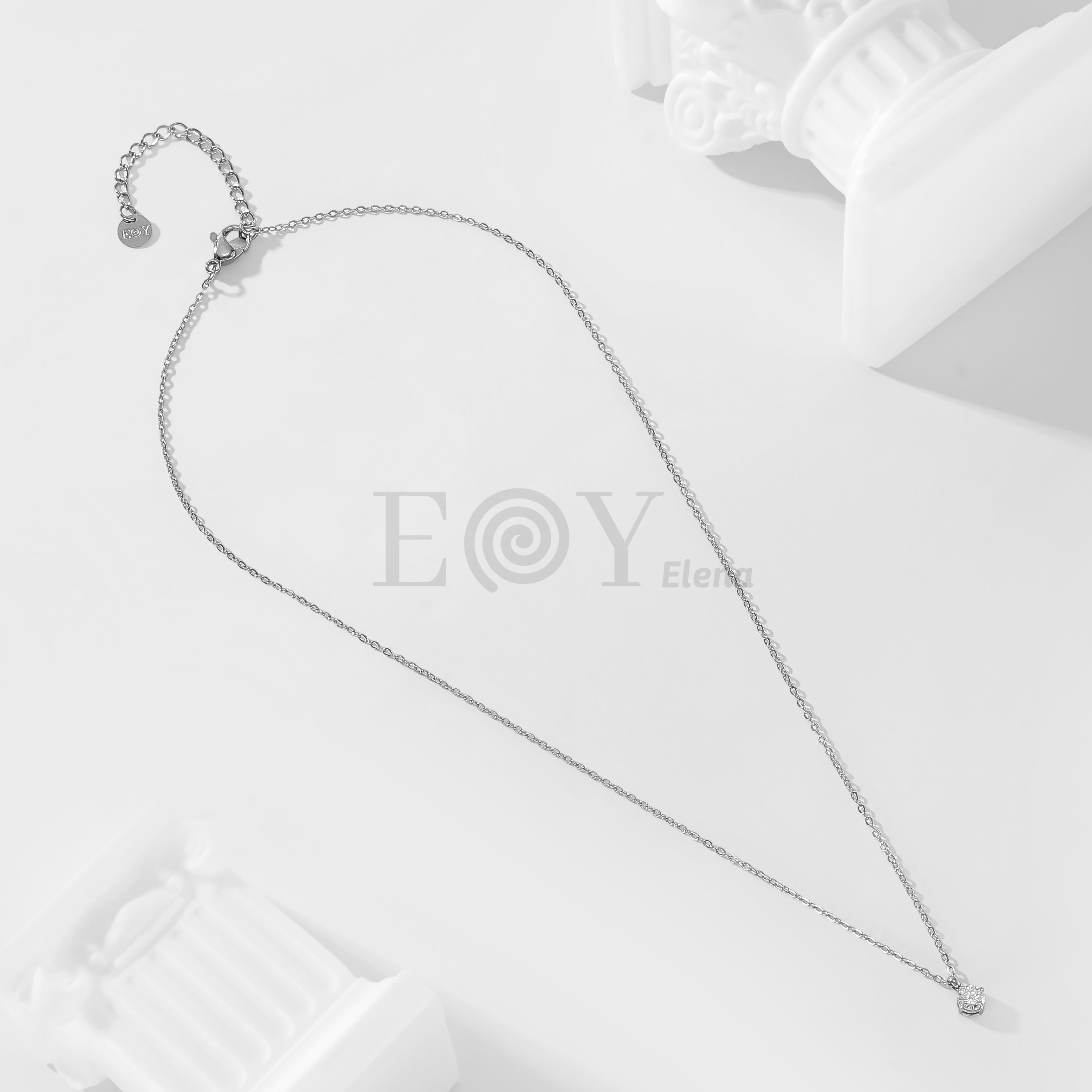 Collar circonita