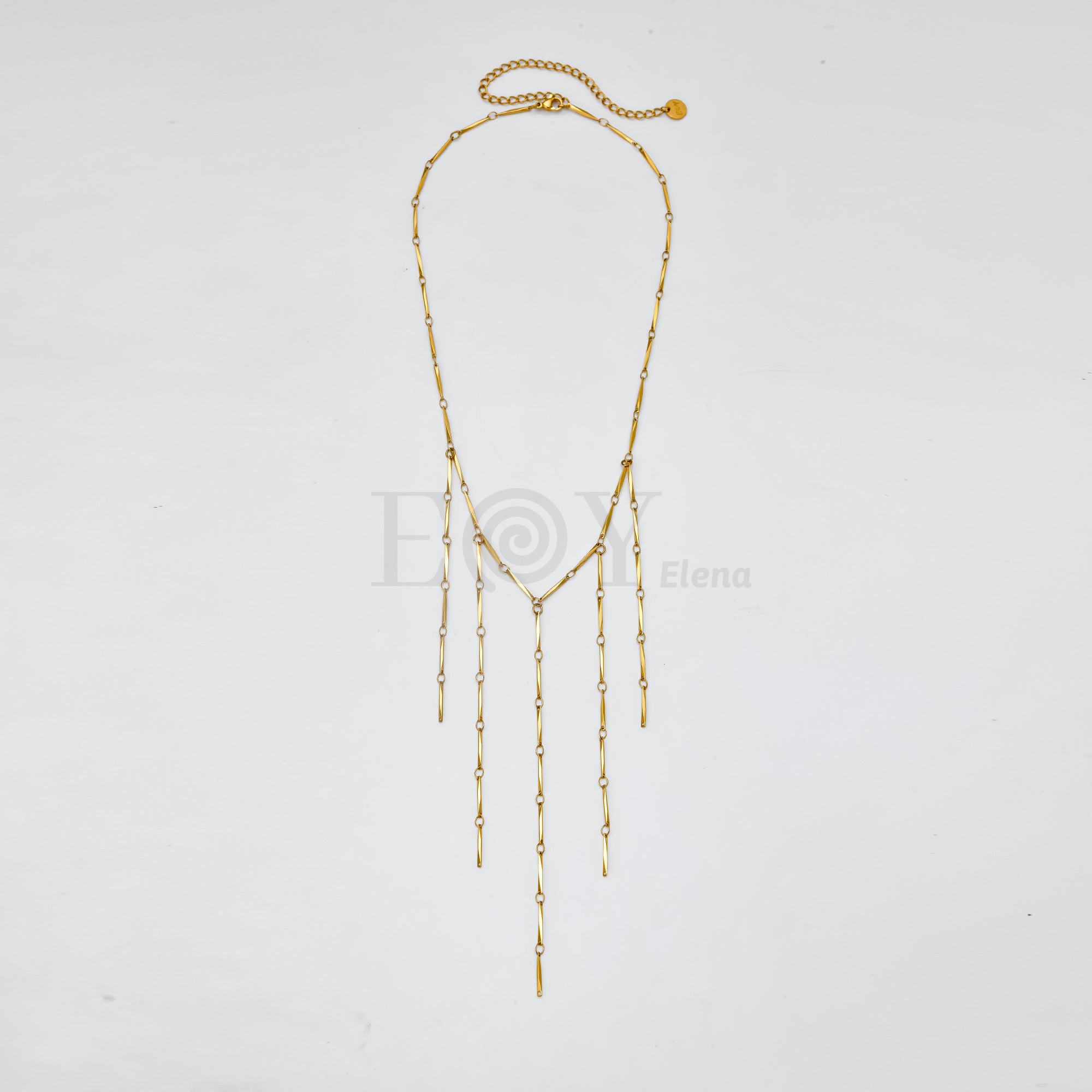 Collar cascada cinco cadenas