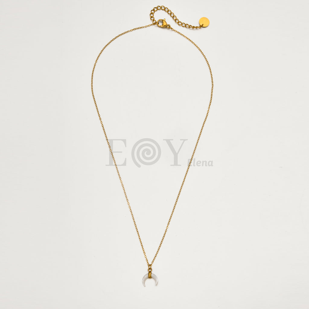 Collar Luna Creciente de Nácar y Acero Dorado