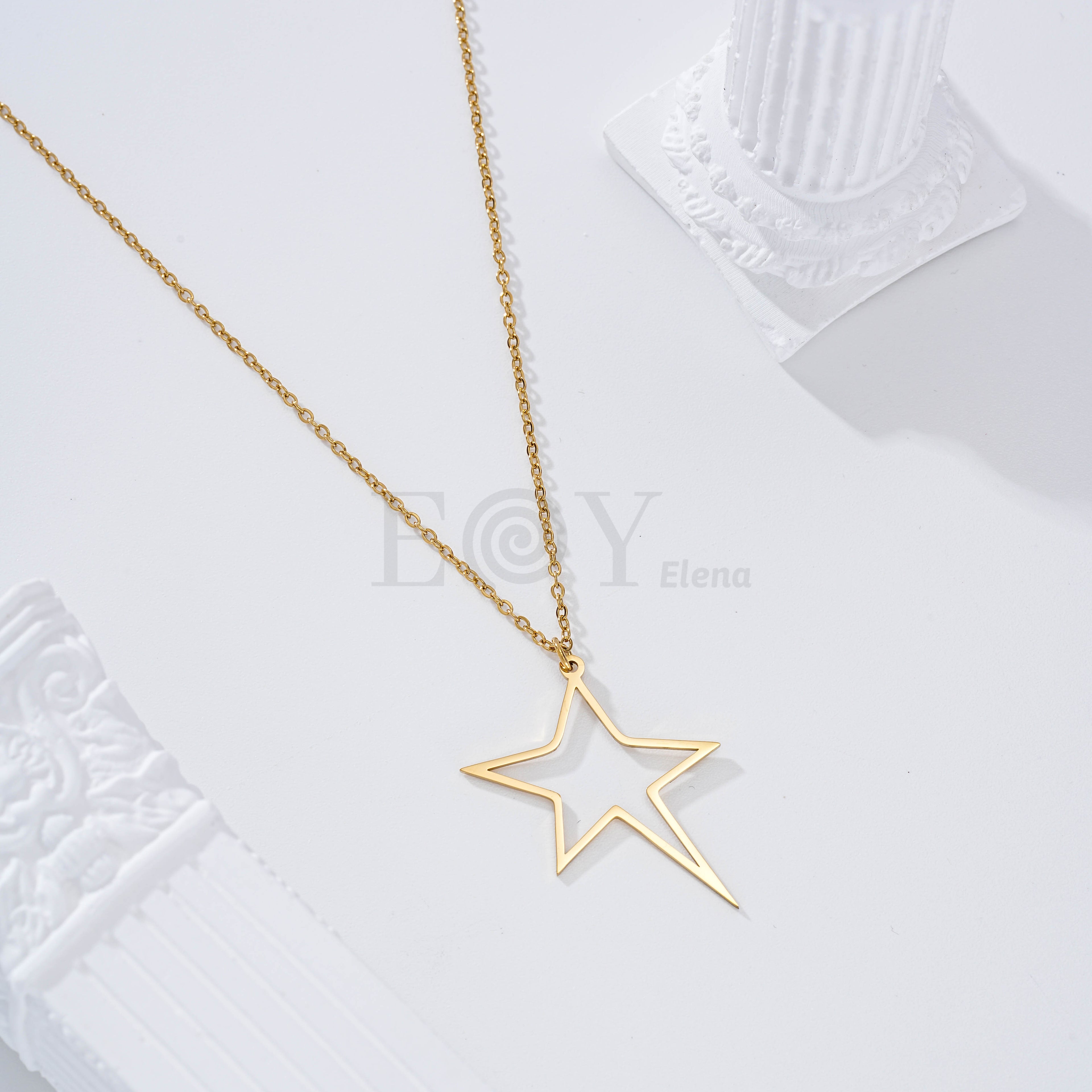Collar estrella hueca acero