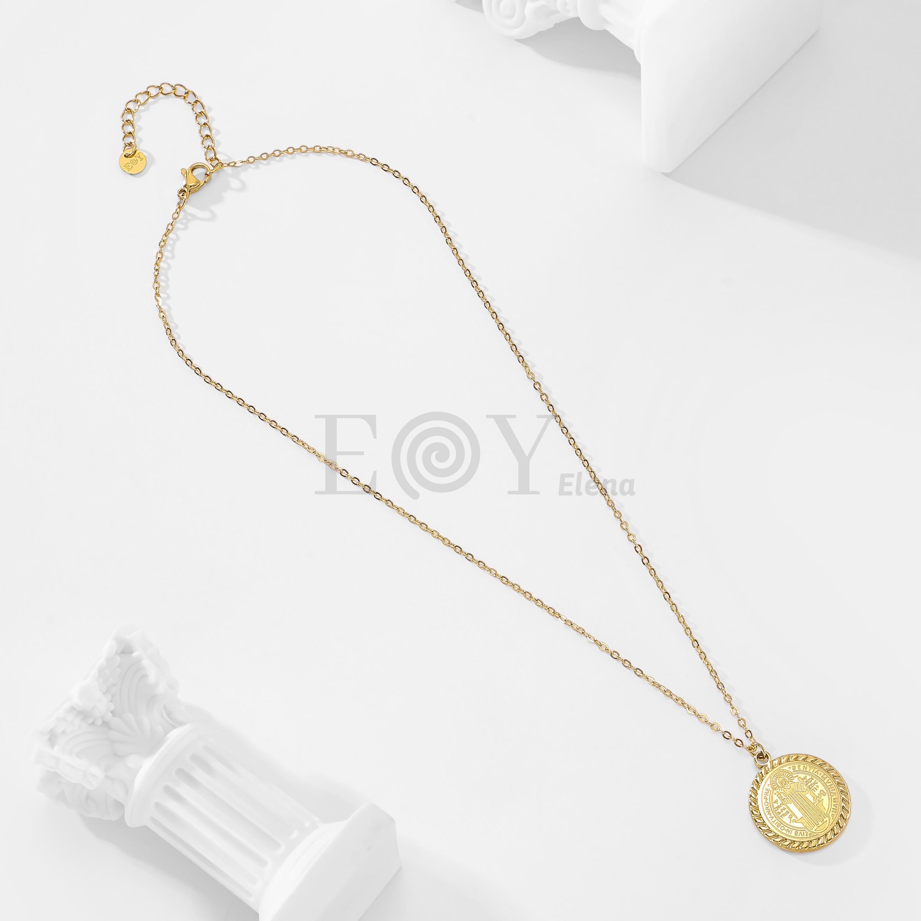 Collar chapa virgen