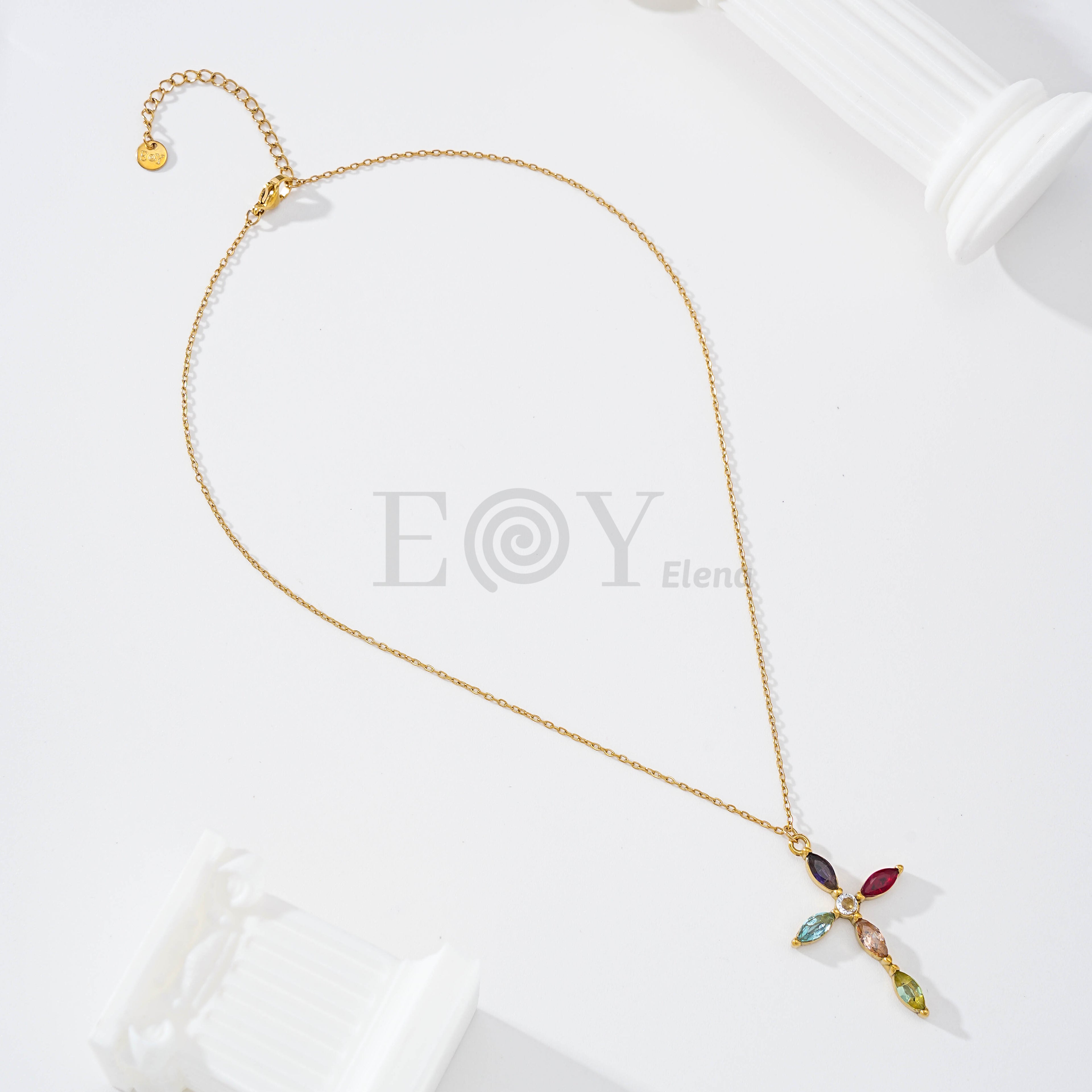 Collar cruz con circonitas colores