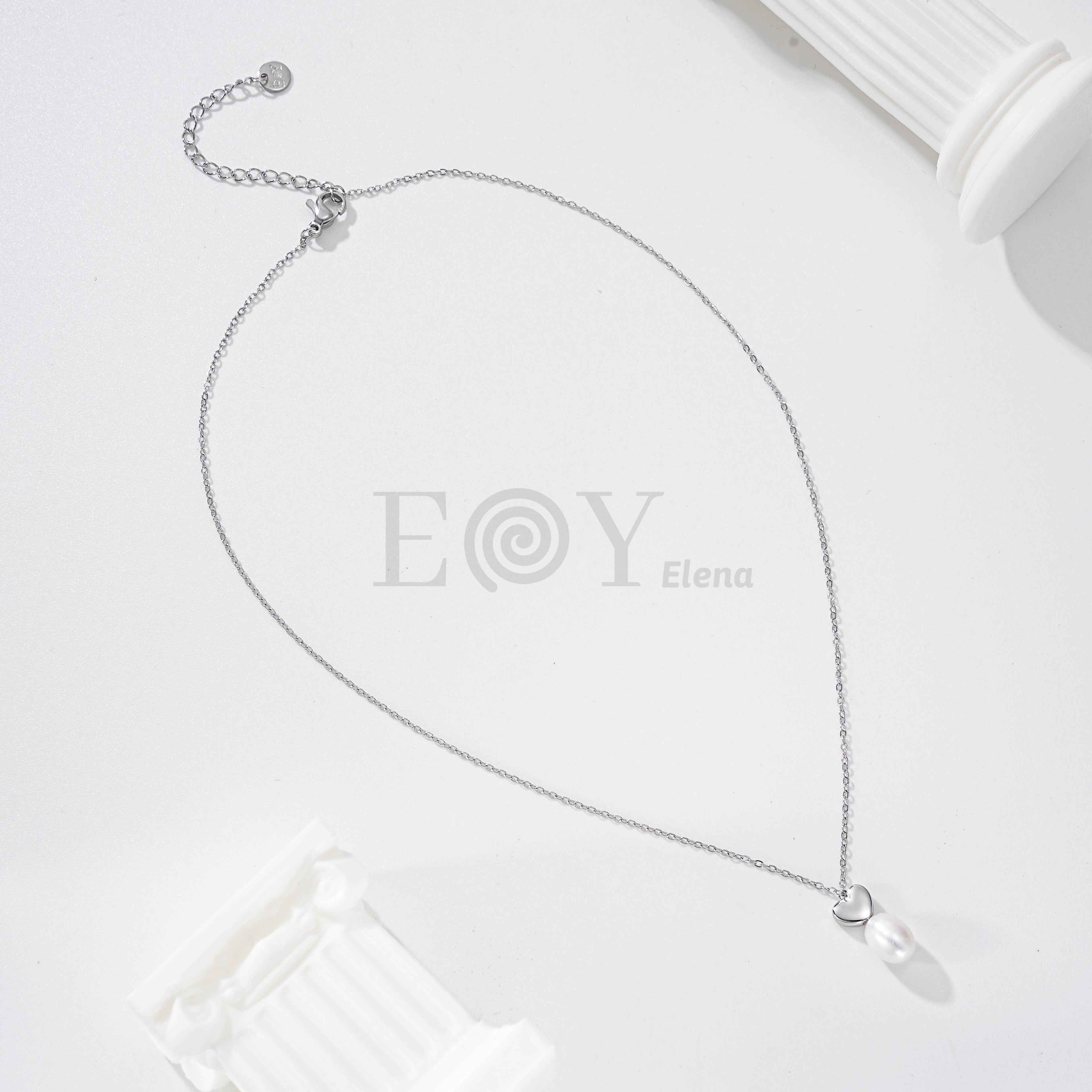 Collar Corazón con Perla de Acero Inoxidable