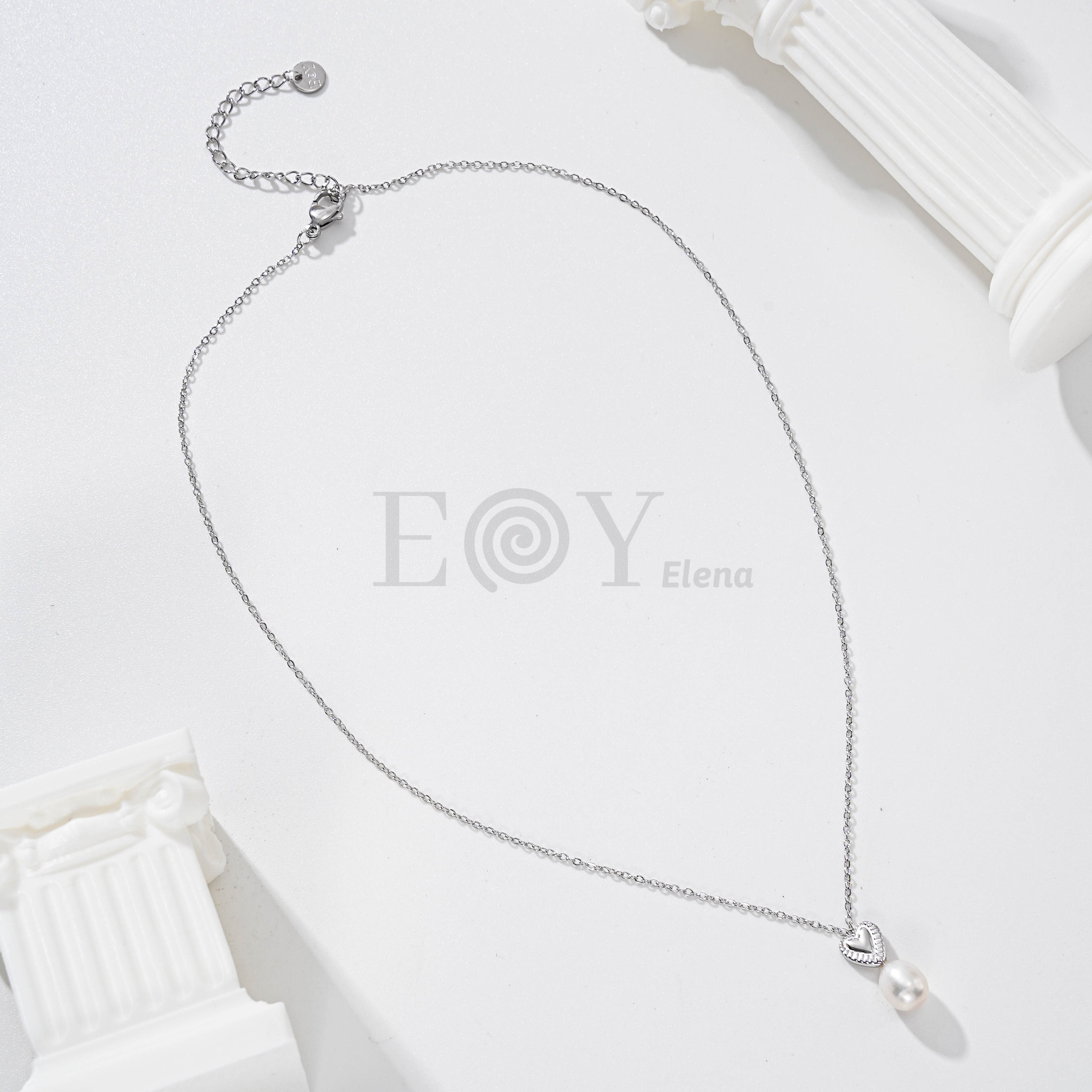 Collar Corazón con Borde y Perla