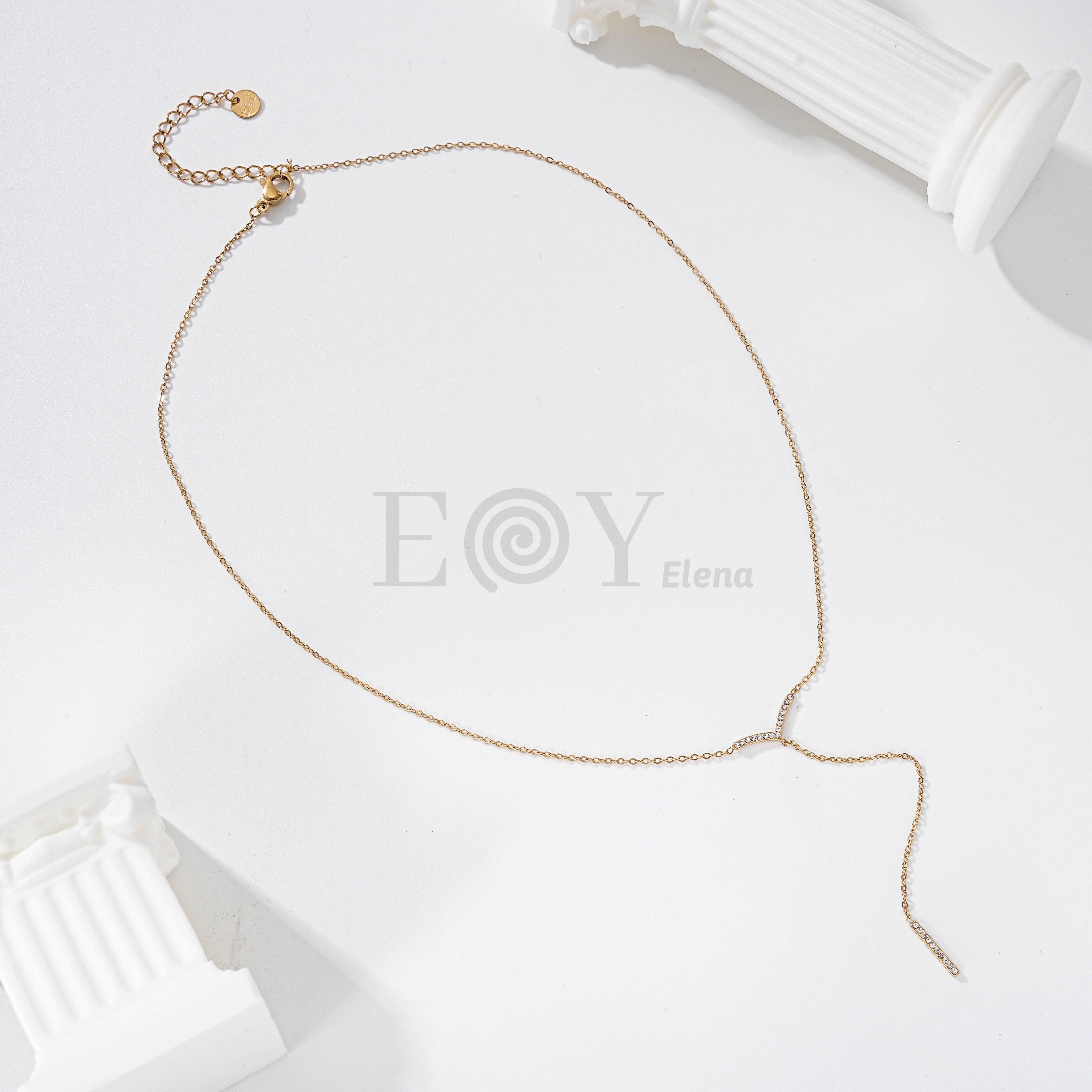 Collar Lariat Dorado con Brillantes