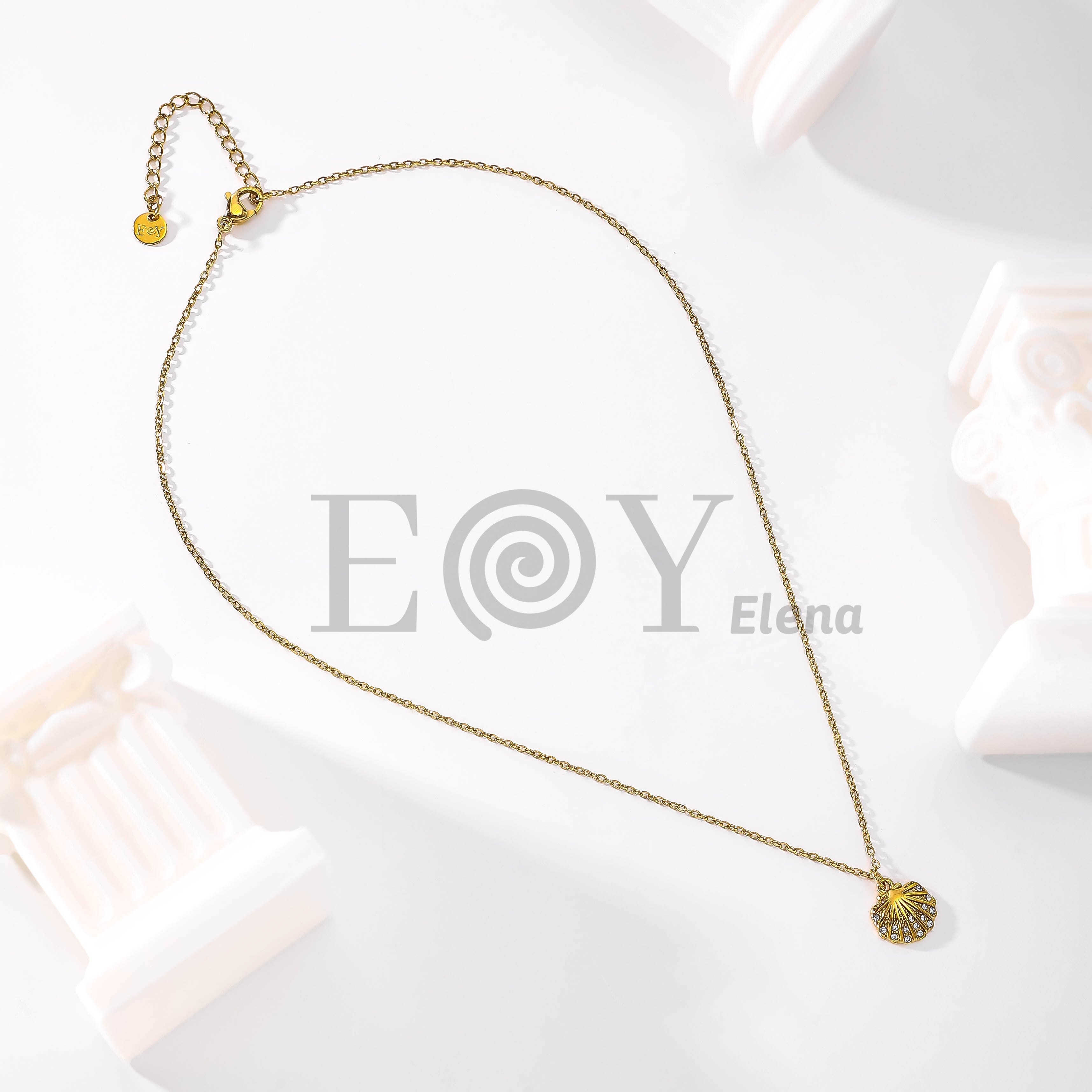 Collar Concha Marina Dorada