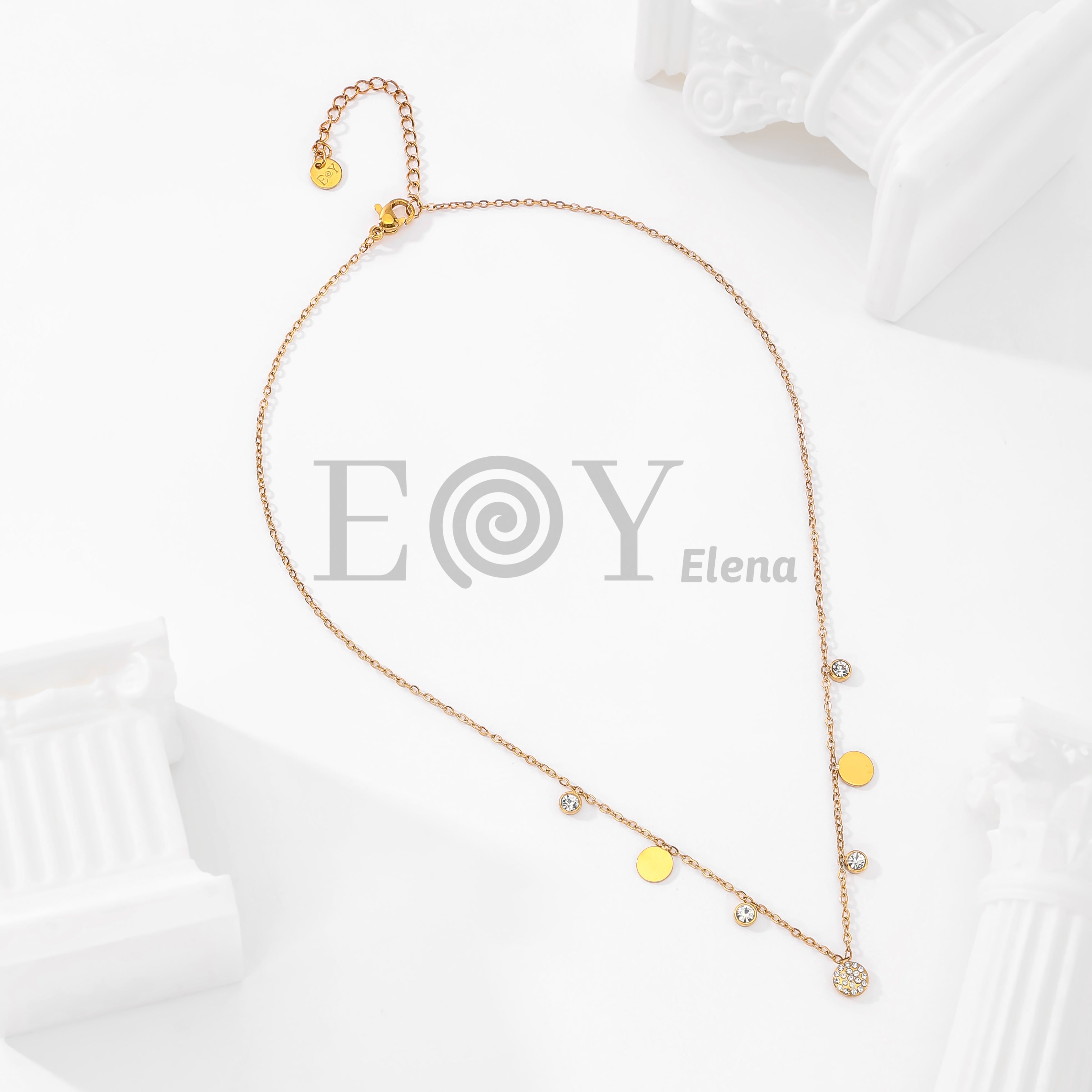 Collar chapas círculos y circonitas