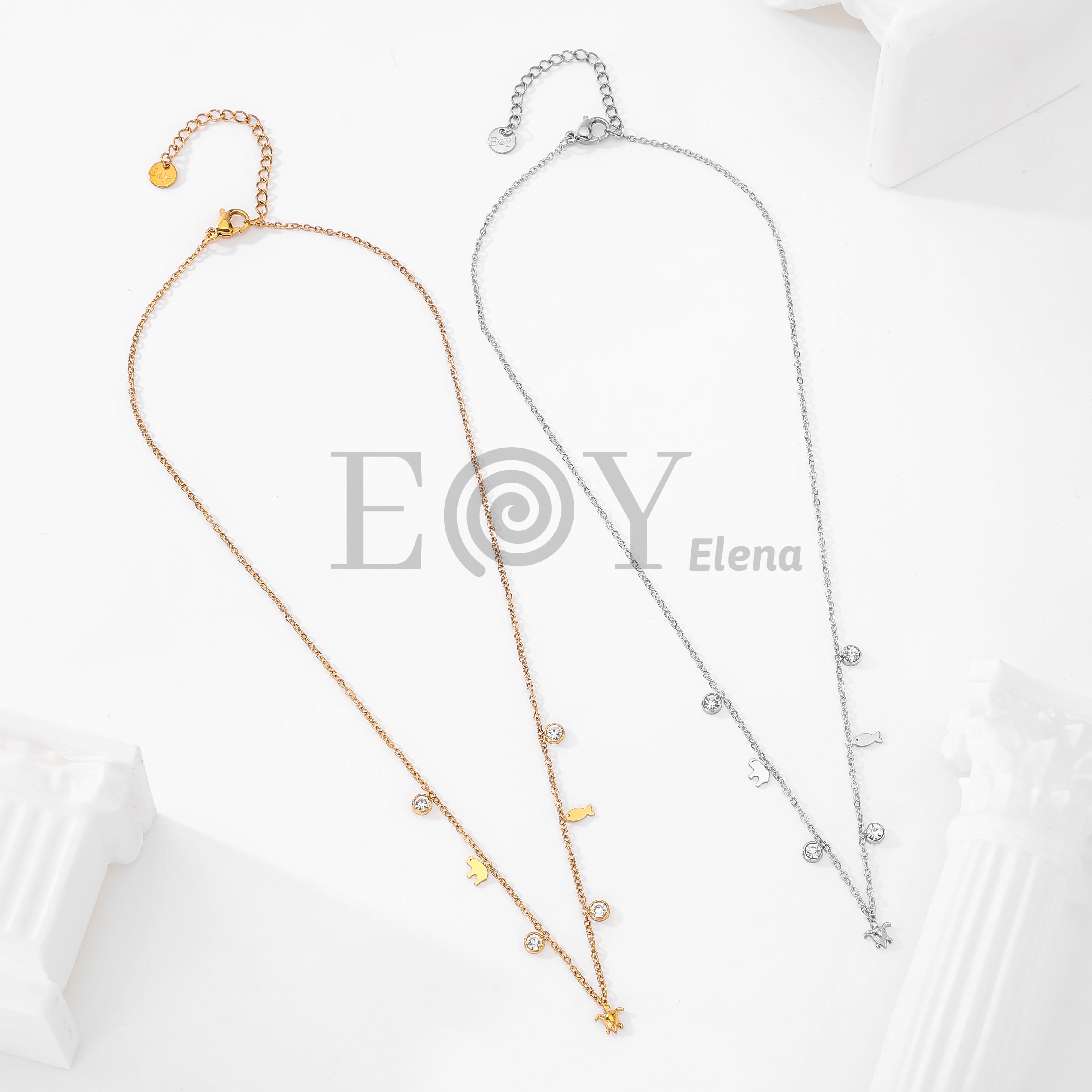 Collar chapas animales y circonitas