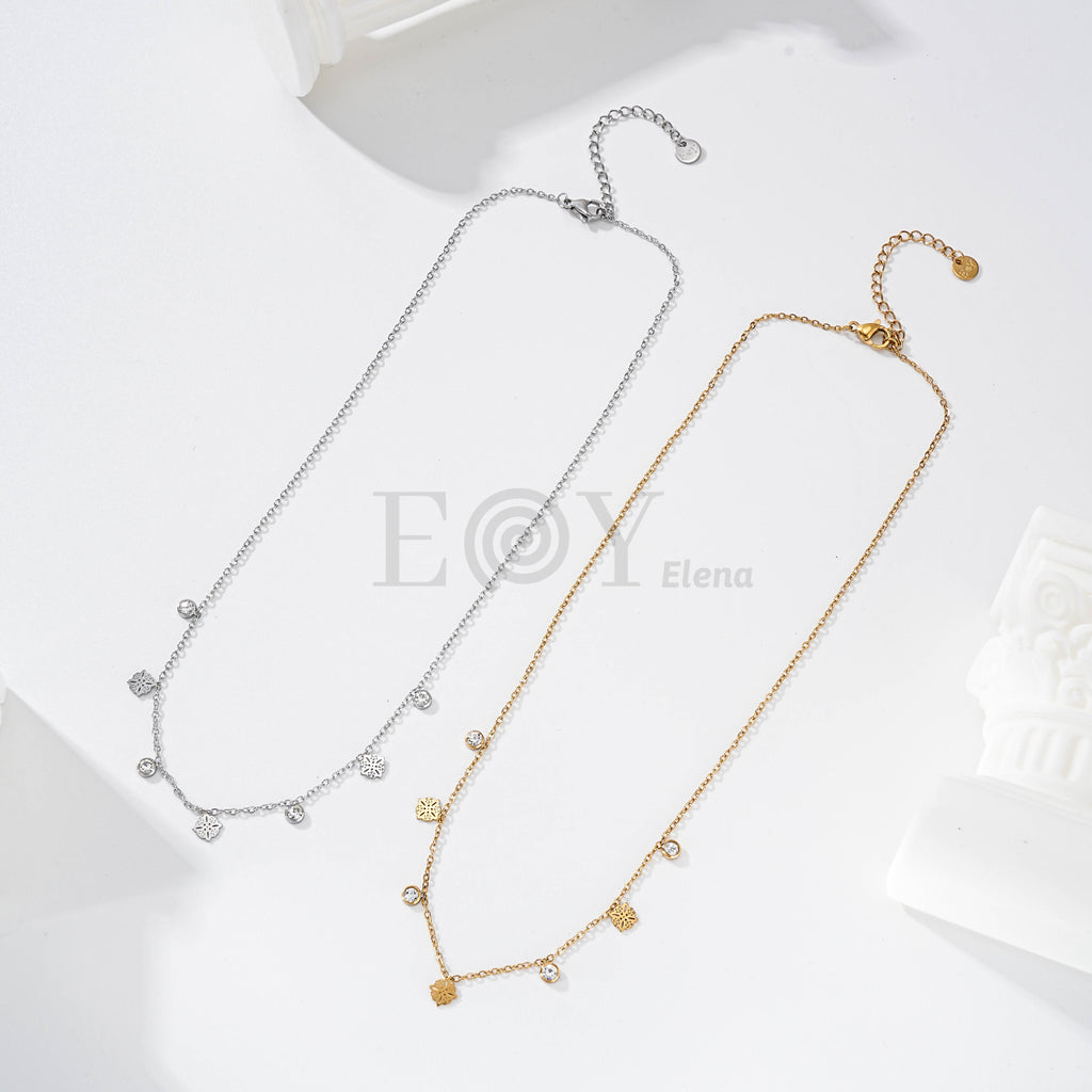 Collar Nudo de Bruja con Circonitas