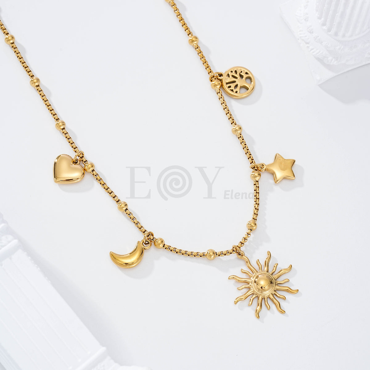 Collar con sol y charms acero