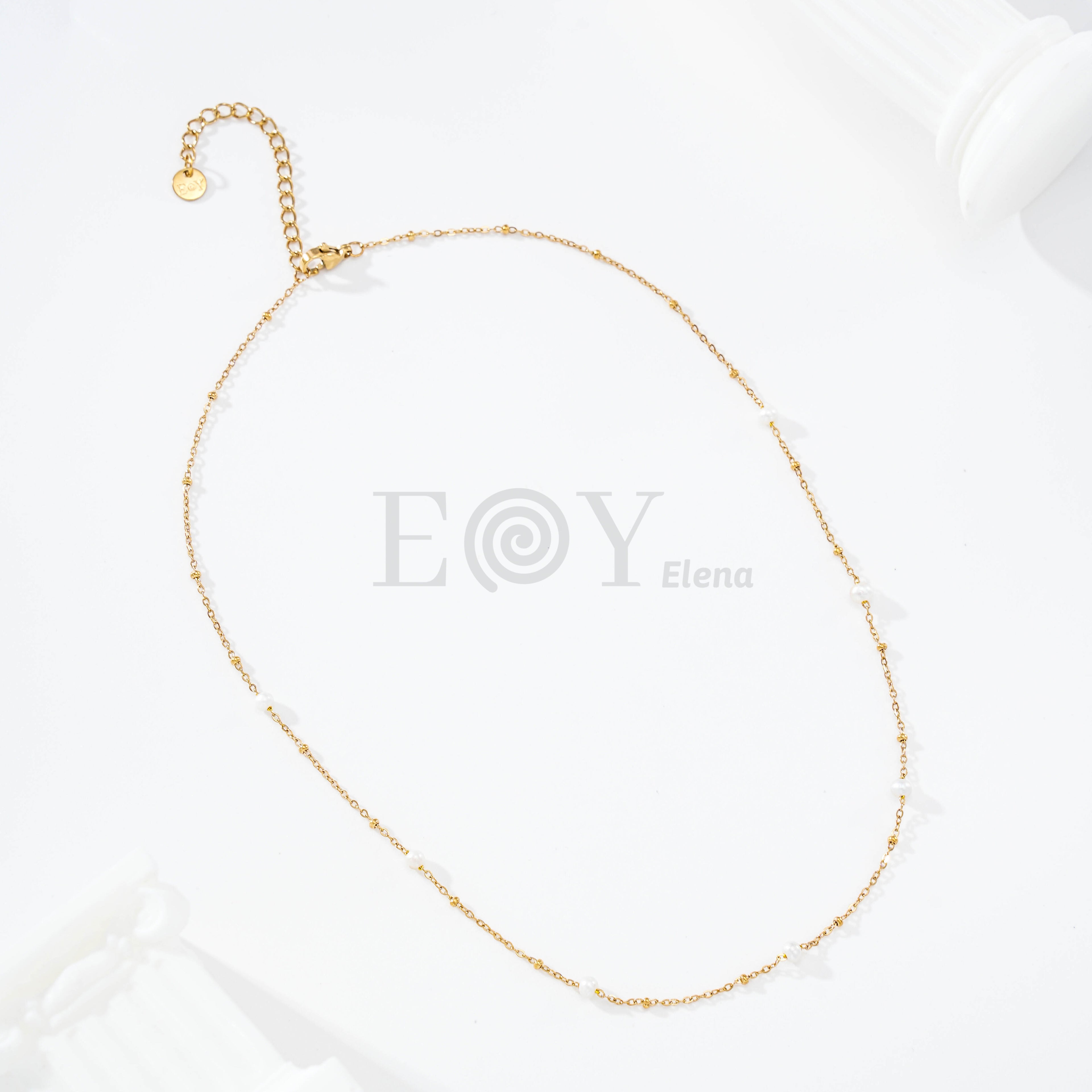 Collar con perlas