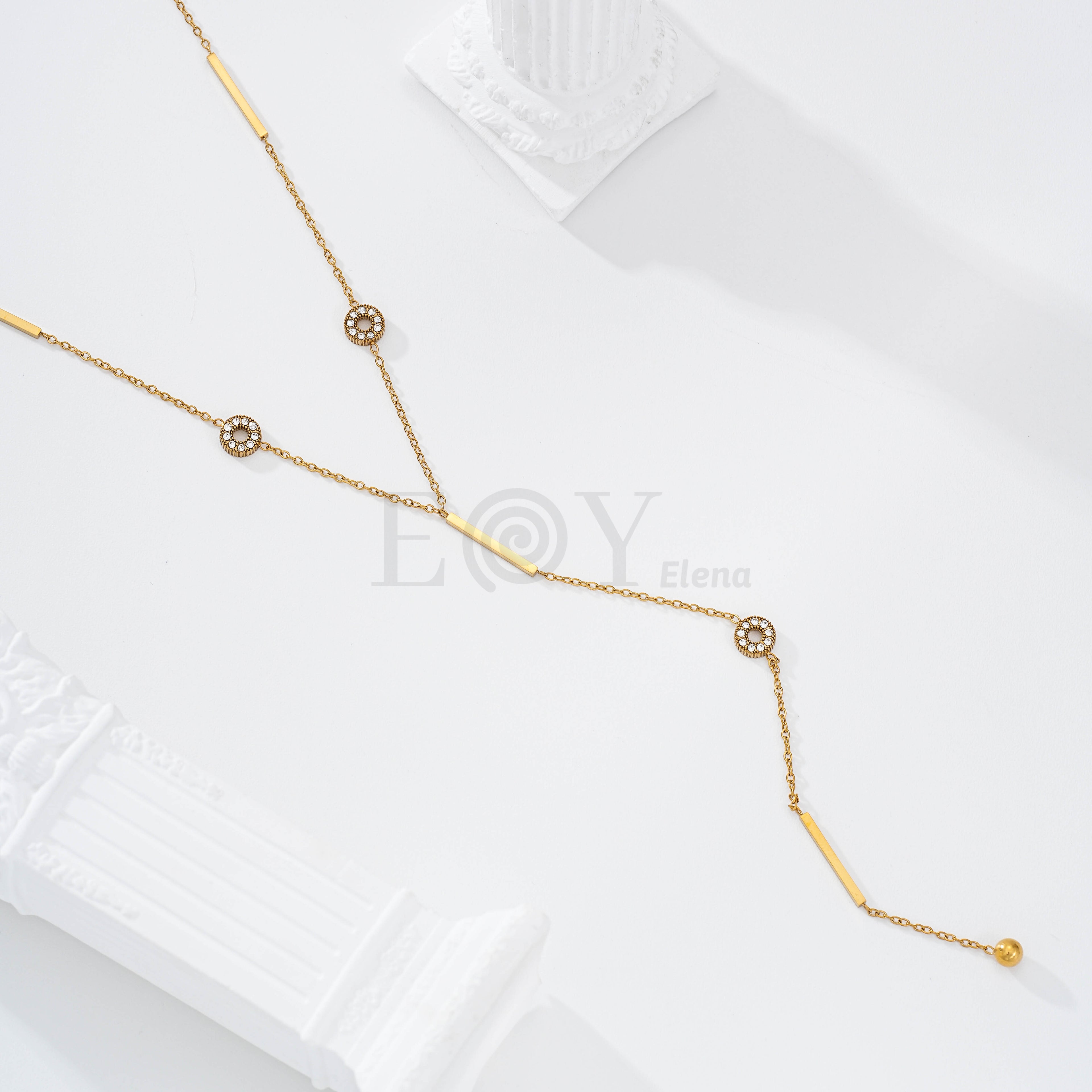 Collar con redondos circonitas