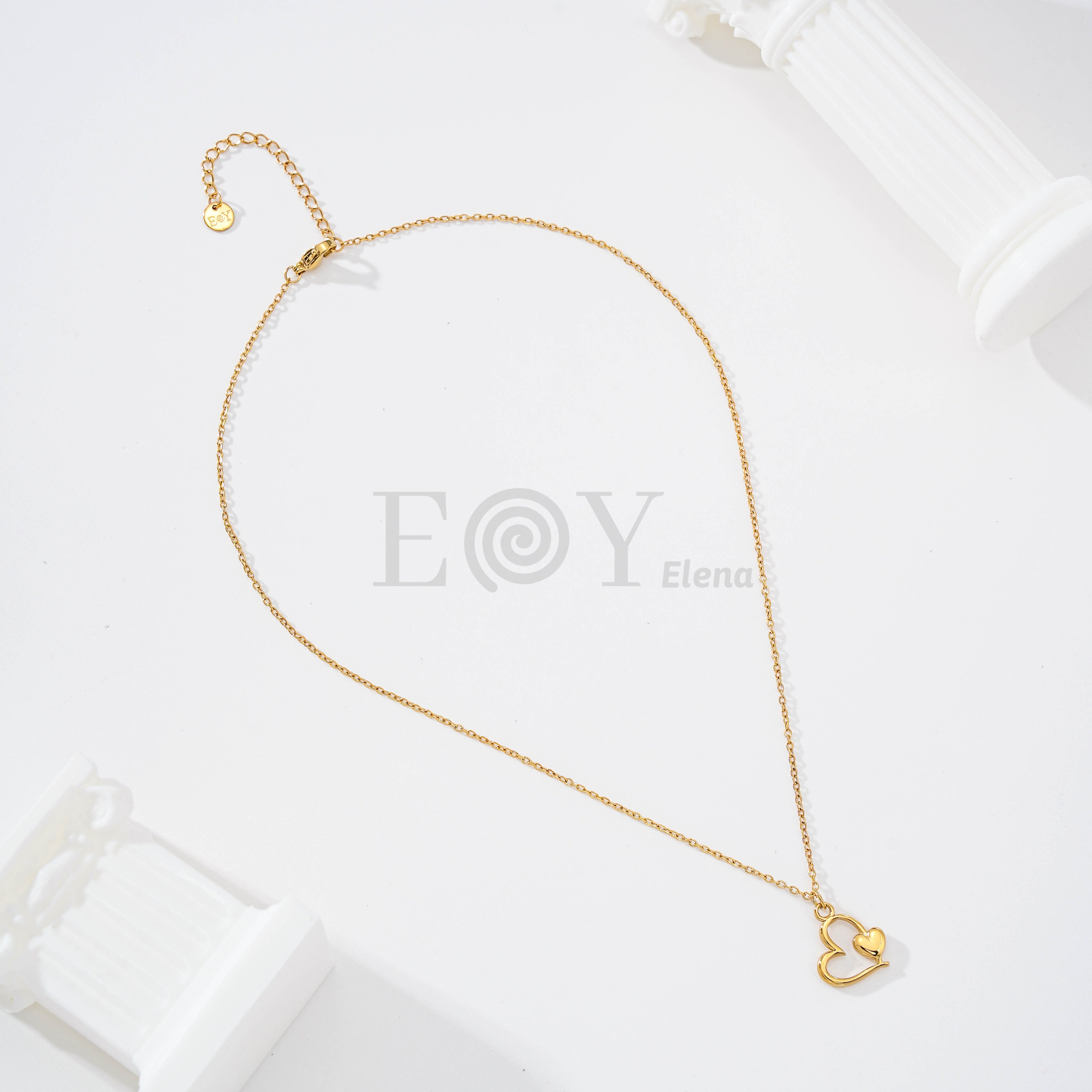 Collar Doble Corazón Dorado